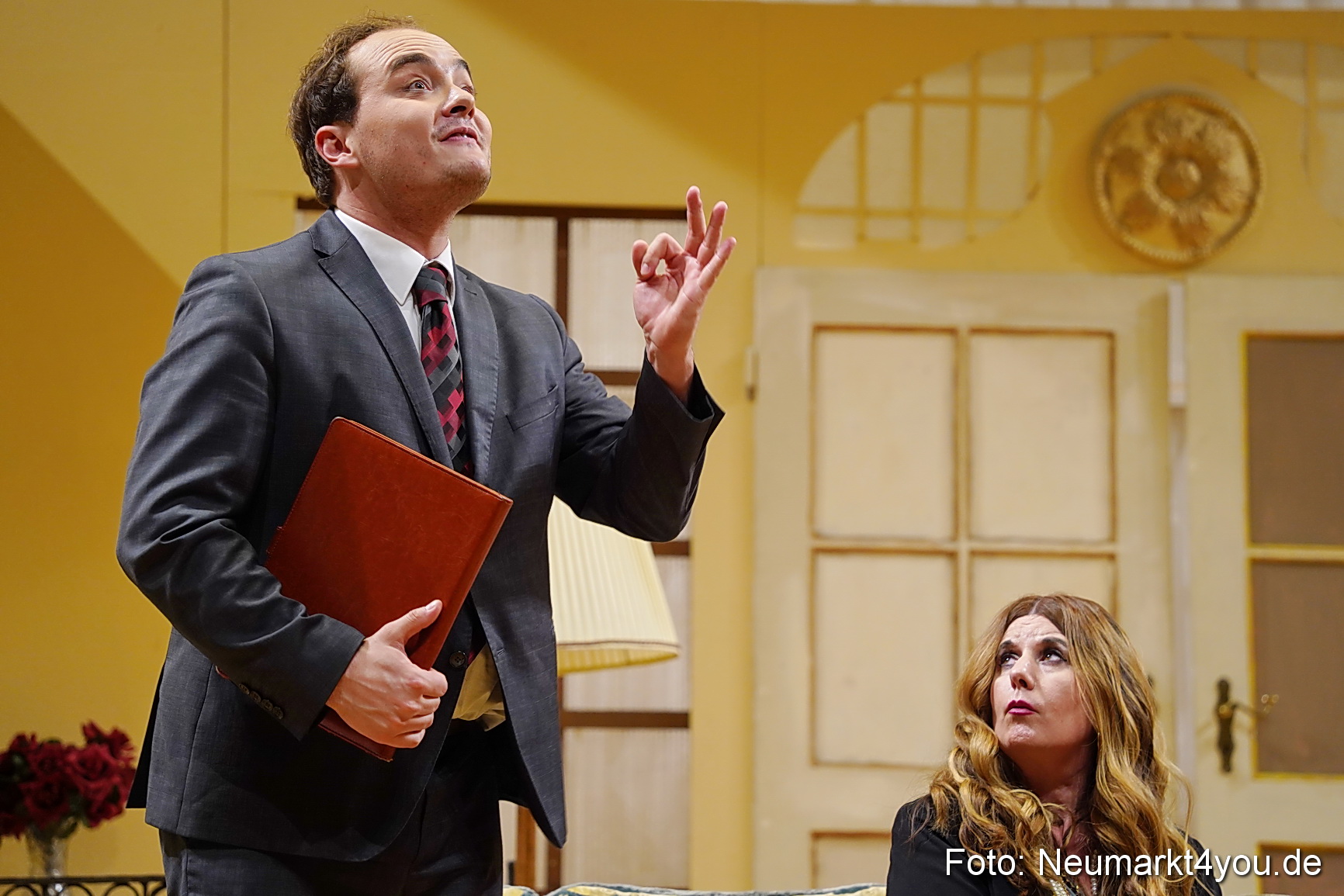 Wer ist im Bett mit dem Buttler 291222 0106