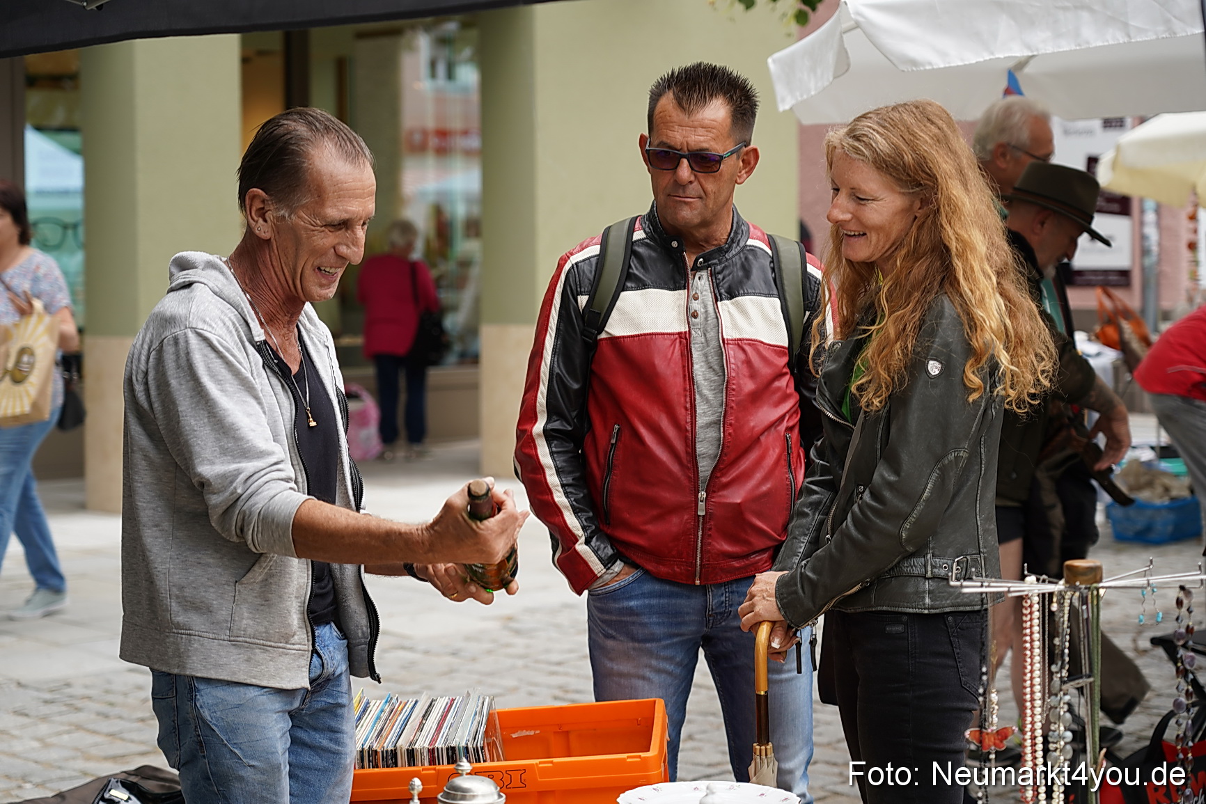 Altstadtflohmarkt Neumarkt 2023 0001