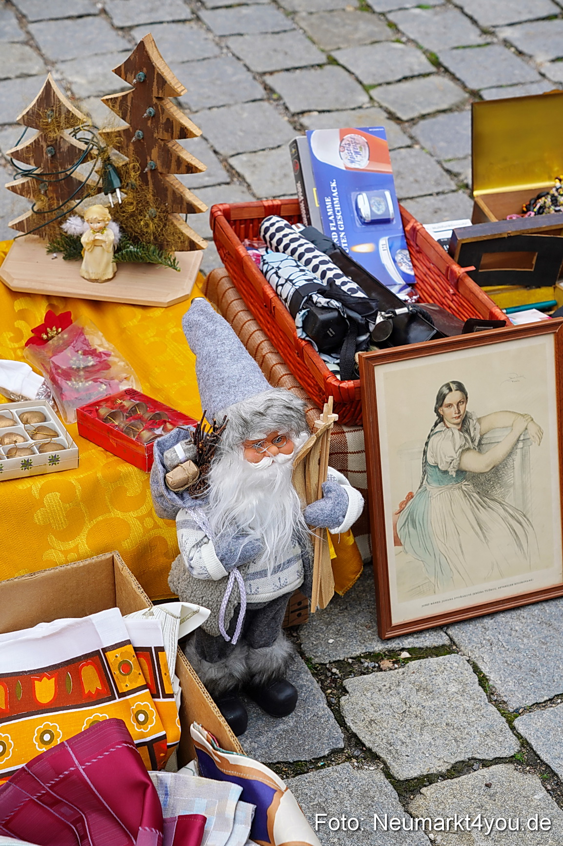 Altstadtflohmarkt Neumarkt 2023 0007