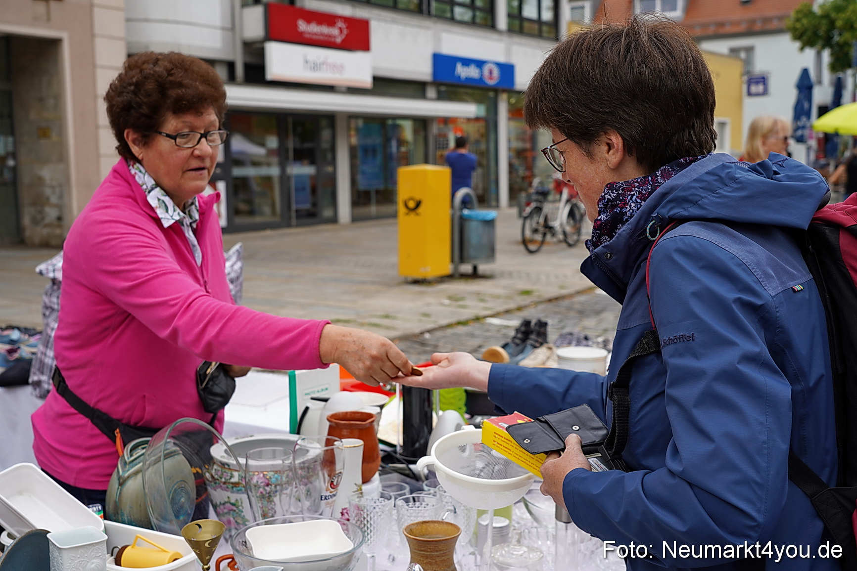 Altstadtflohmarkt Neumarkt 2023 0012