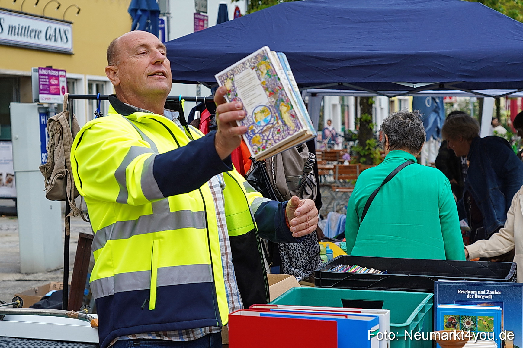 Altstadtflohmarkt Neumarkt 2023 0017