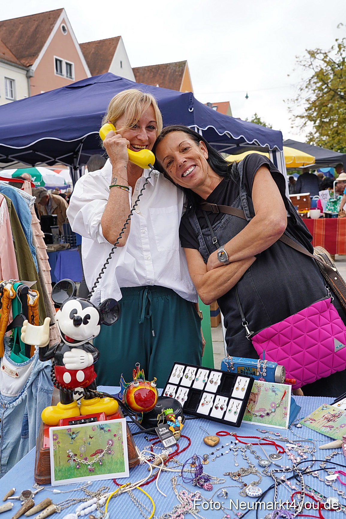Altstadtflohmarkt Neumarkt 2023 0038