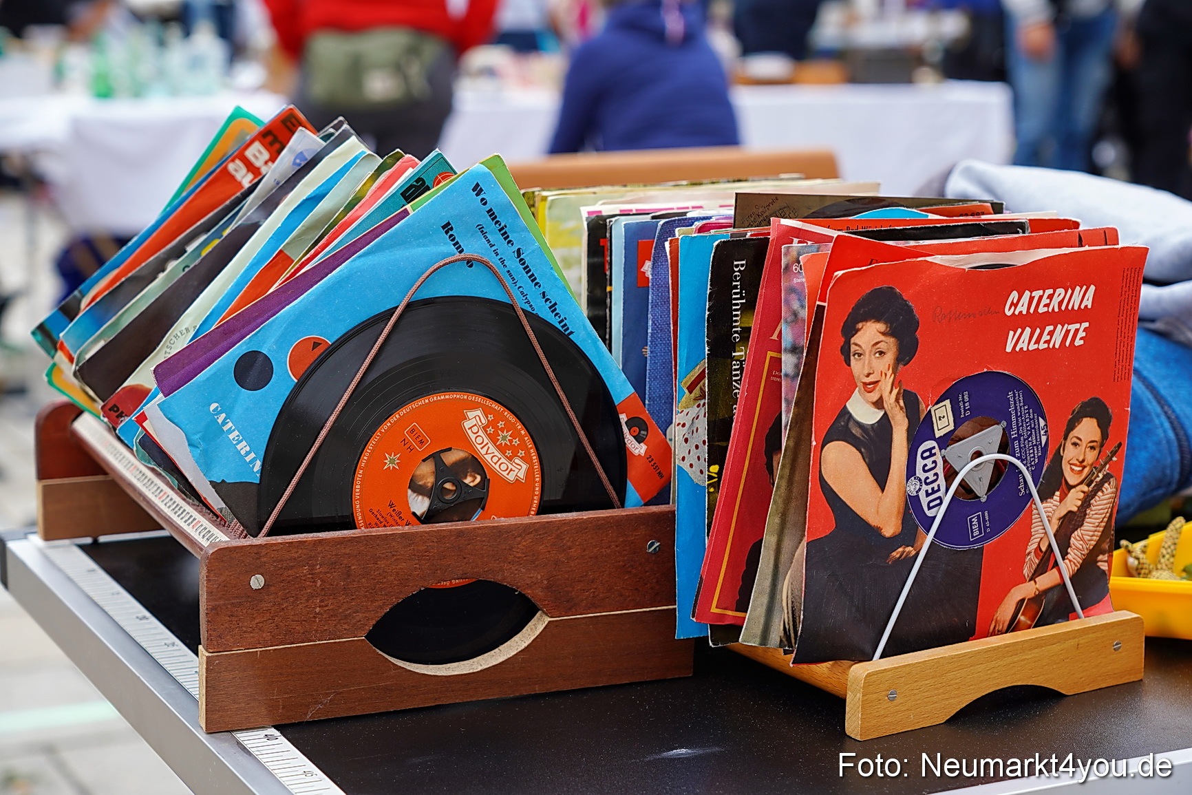 Altstadtflohmarkt Neumarkt 2023 0041