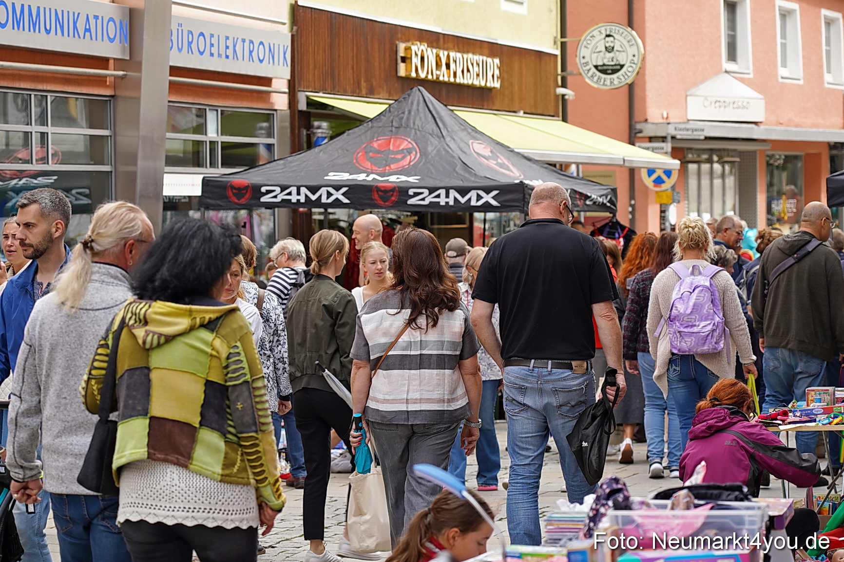 Altstadtflohmarkt Neumarkt 2023 0049