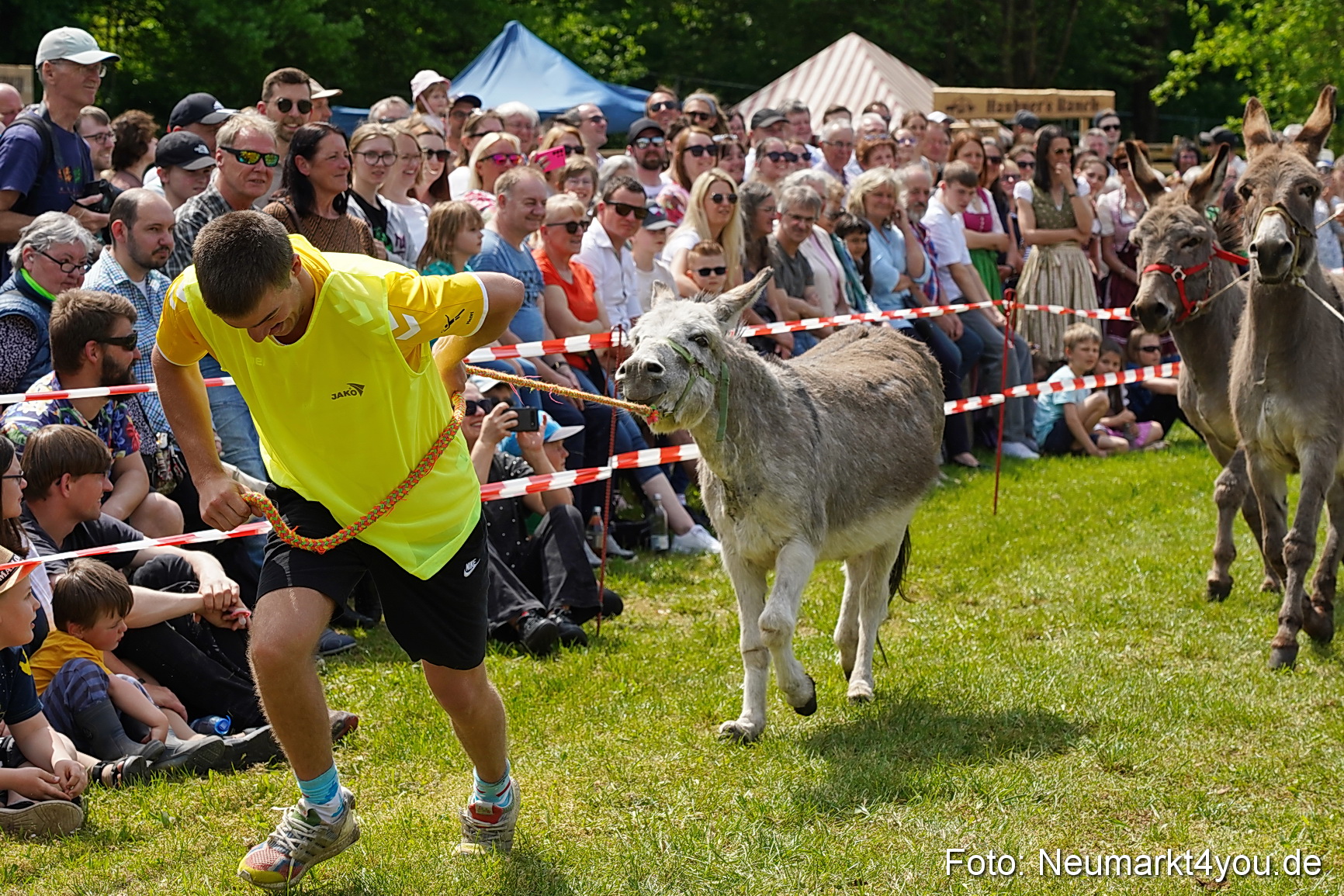Eselrennen Fruehlingsfest 2023 0092