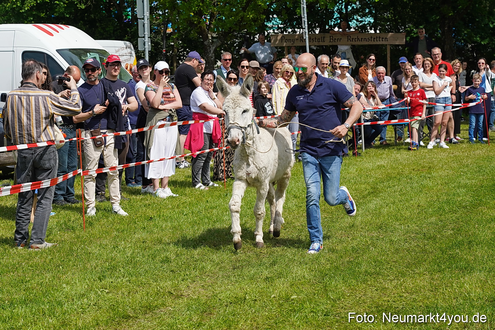 Eselrennen Fruehlingsfest 2023 0128