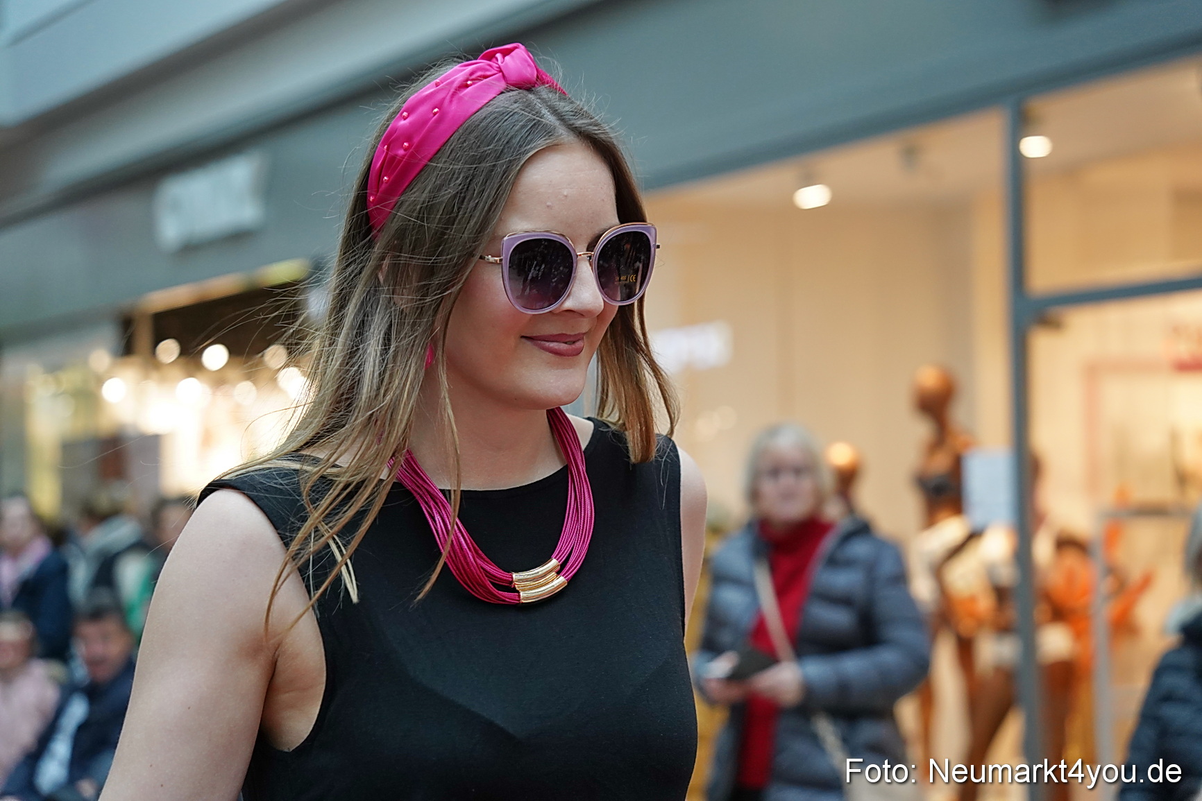 Modenschau Fruehjahr 2023 NeuerMarkt 0024