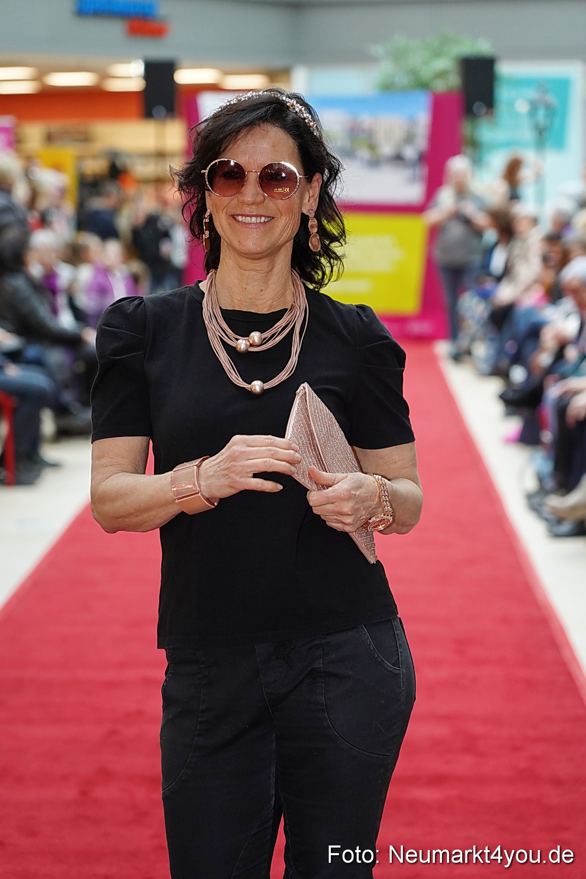 Modenschau Fruehjahr 2023 NeuerMarkt 0025