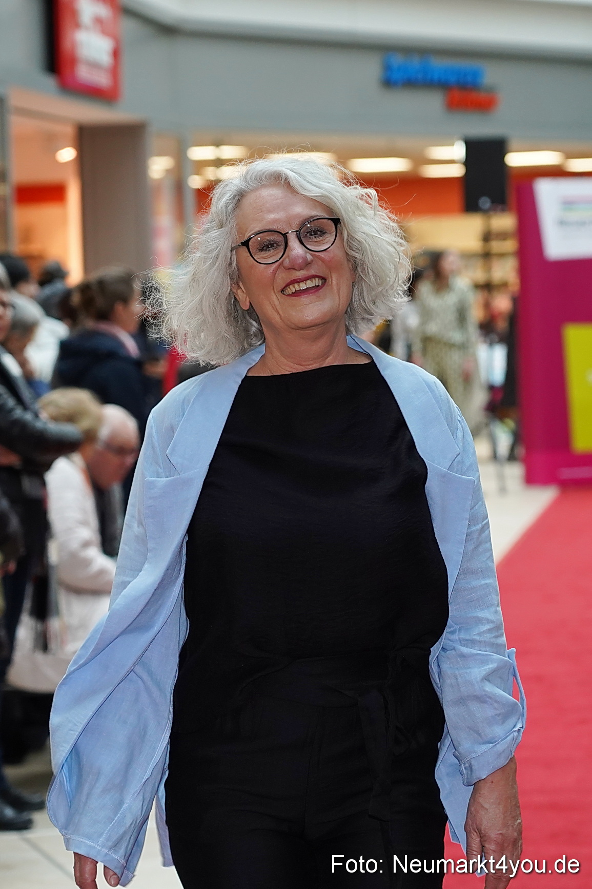 Modenschau Fruehjahr 2023 NeuerMarkt 0071