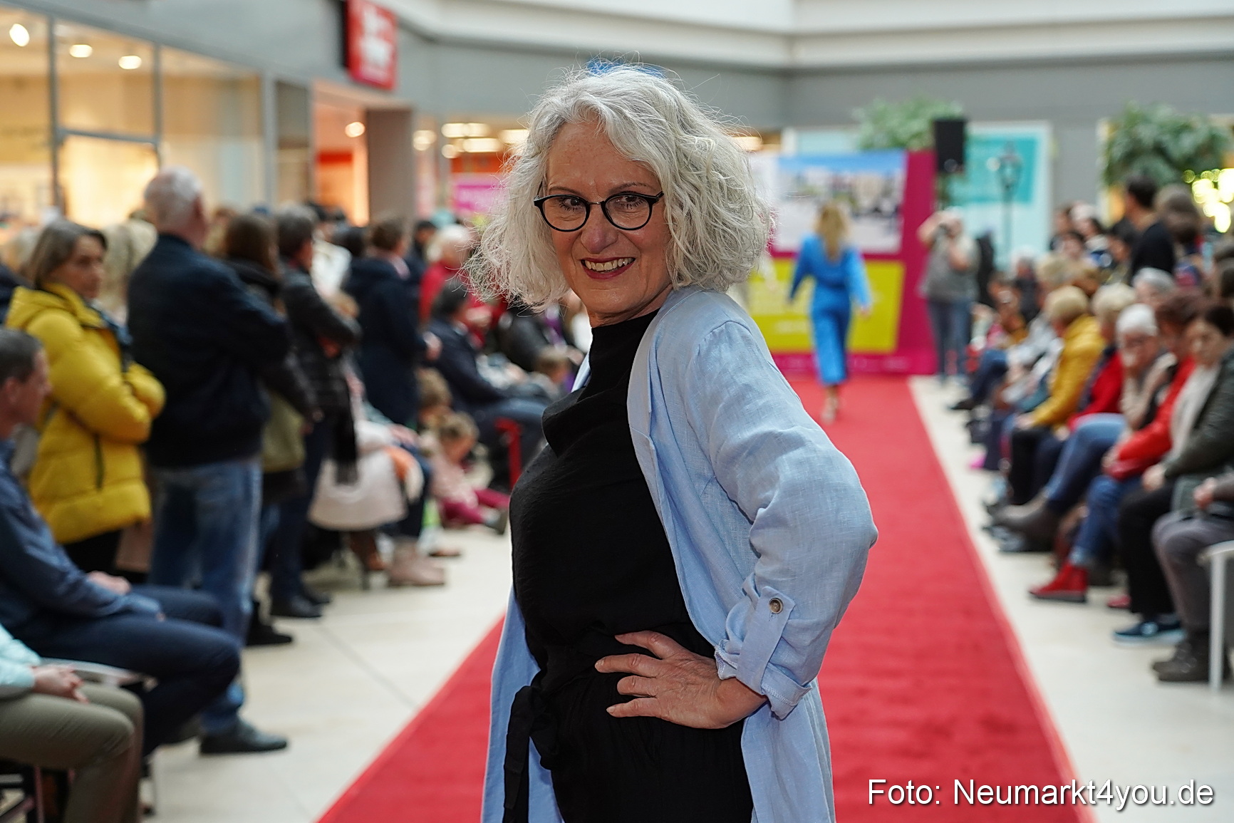 Modenschau Fruehjahr 2023 NeuerMarkt 0072