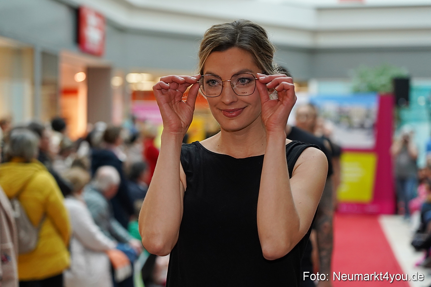 Modenschau Fruehjahr 2023 NeuerMarkt 0104