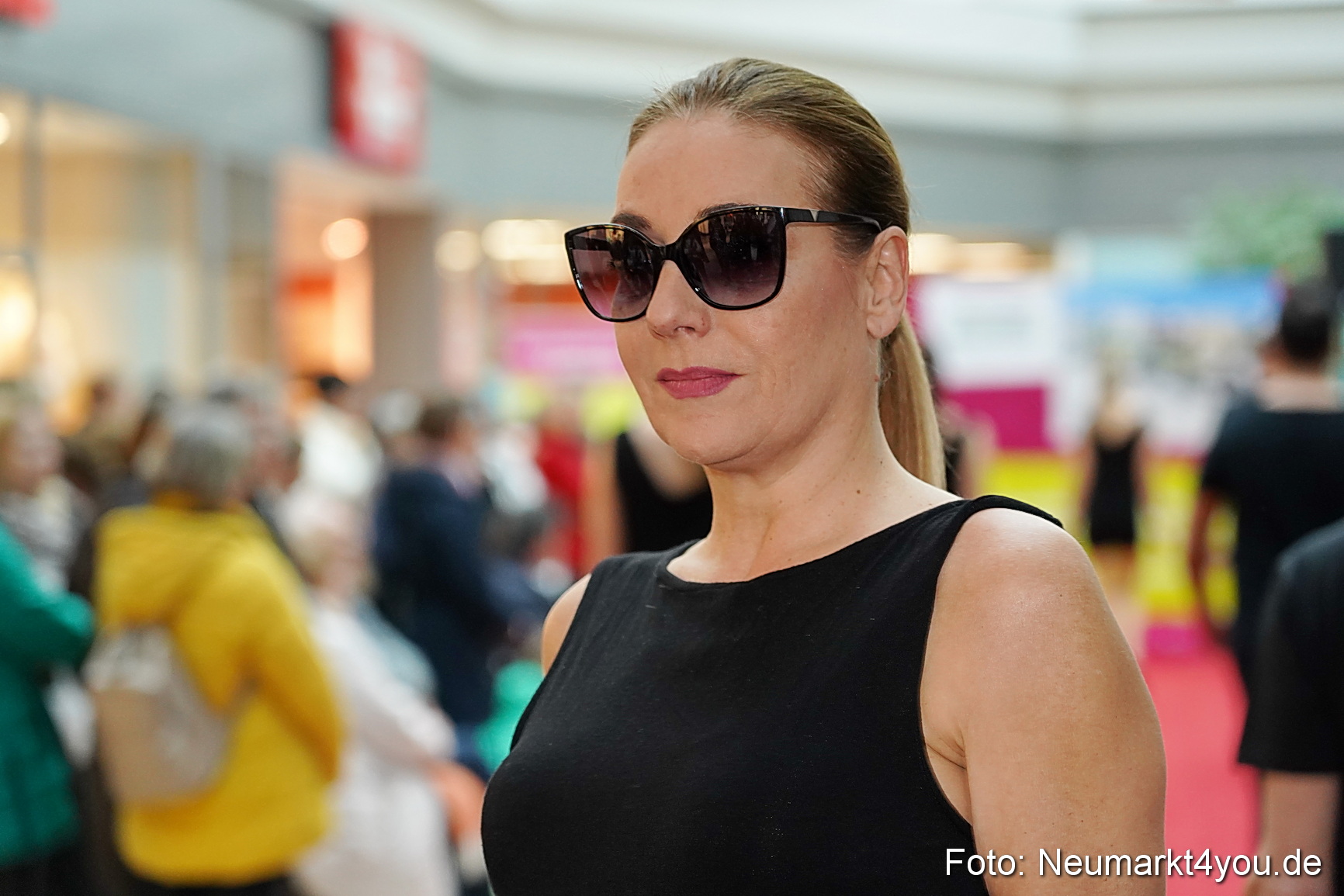 Modenschau Fruehjahr 2023 NeuerMarkt 0115