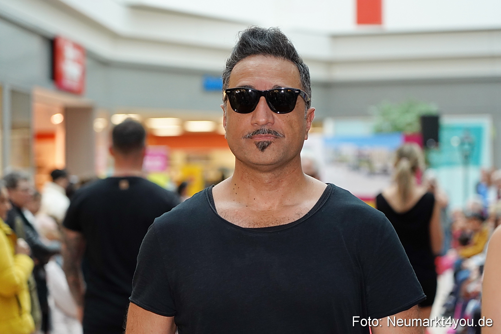 Modenschau Fruehjahr 2023 NeuerMarkt 0116