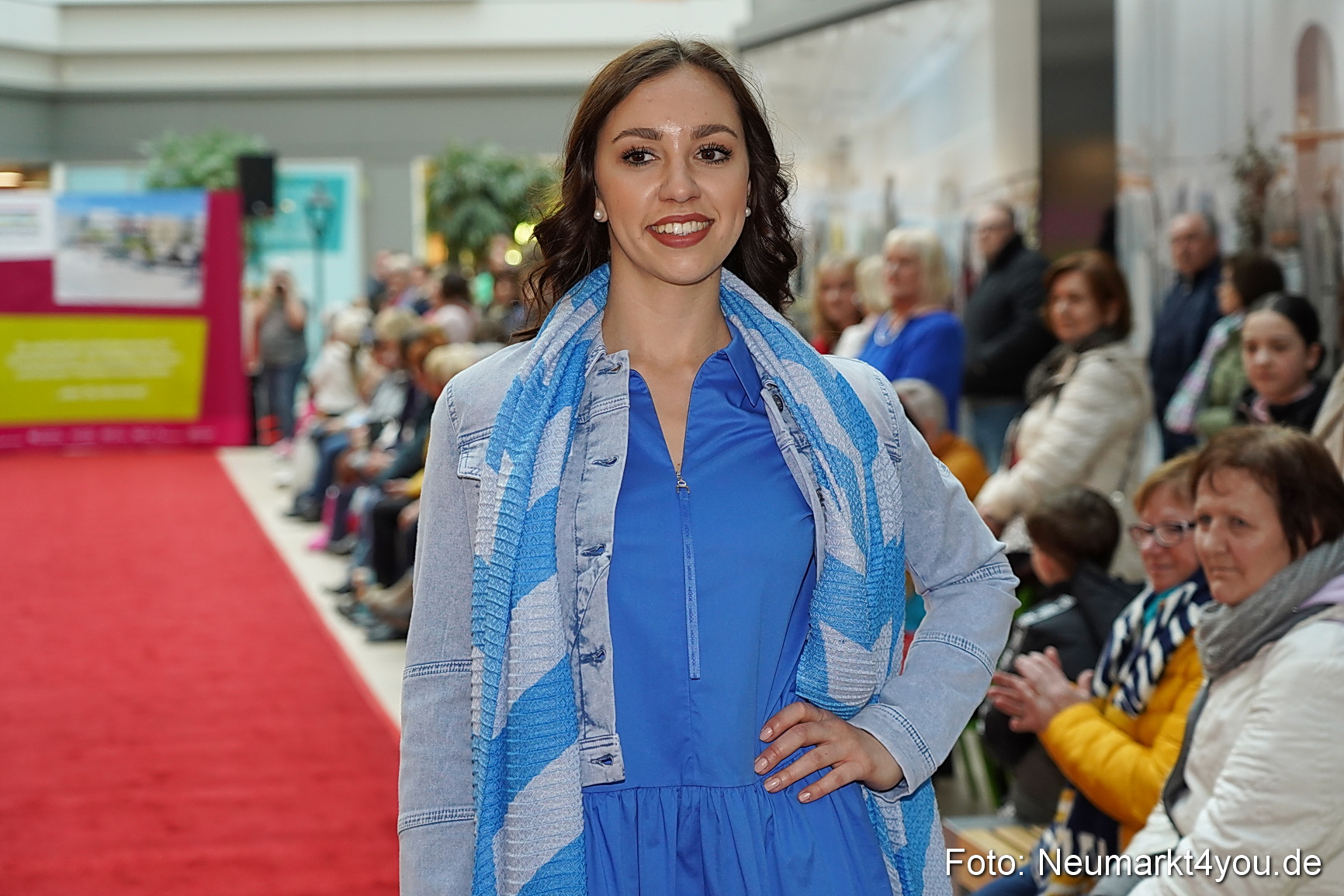 Modenschau Fruehjahr 2023 NeuerMarkt 0189