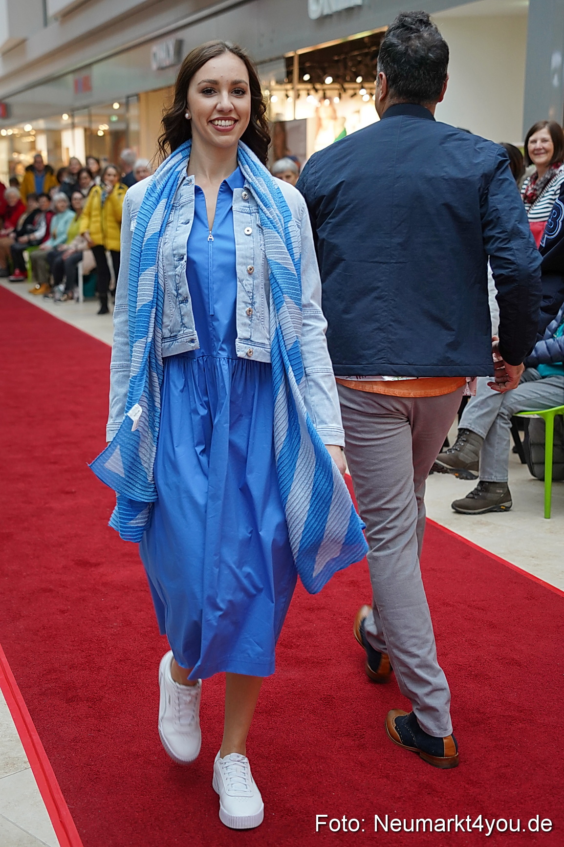 Modenschau Fruehjahr 2023 NeuerMarkt 0190