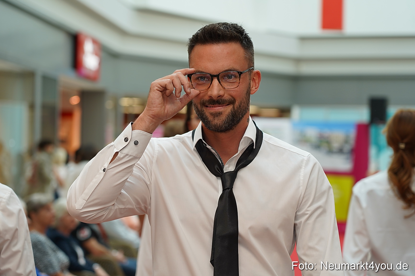 Herbst Modenschau Neuer Markt 2023 0080