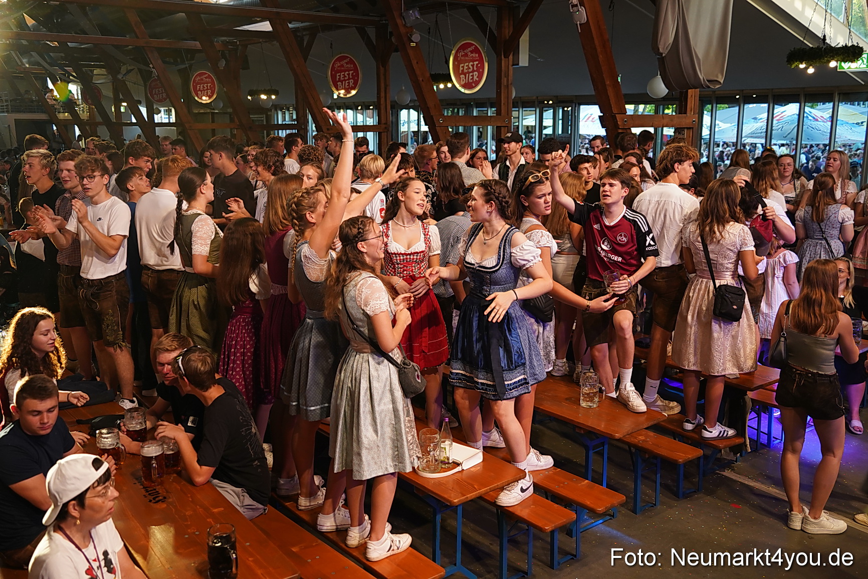 Klostergold JURA Volksfest 0008