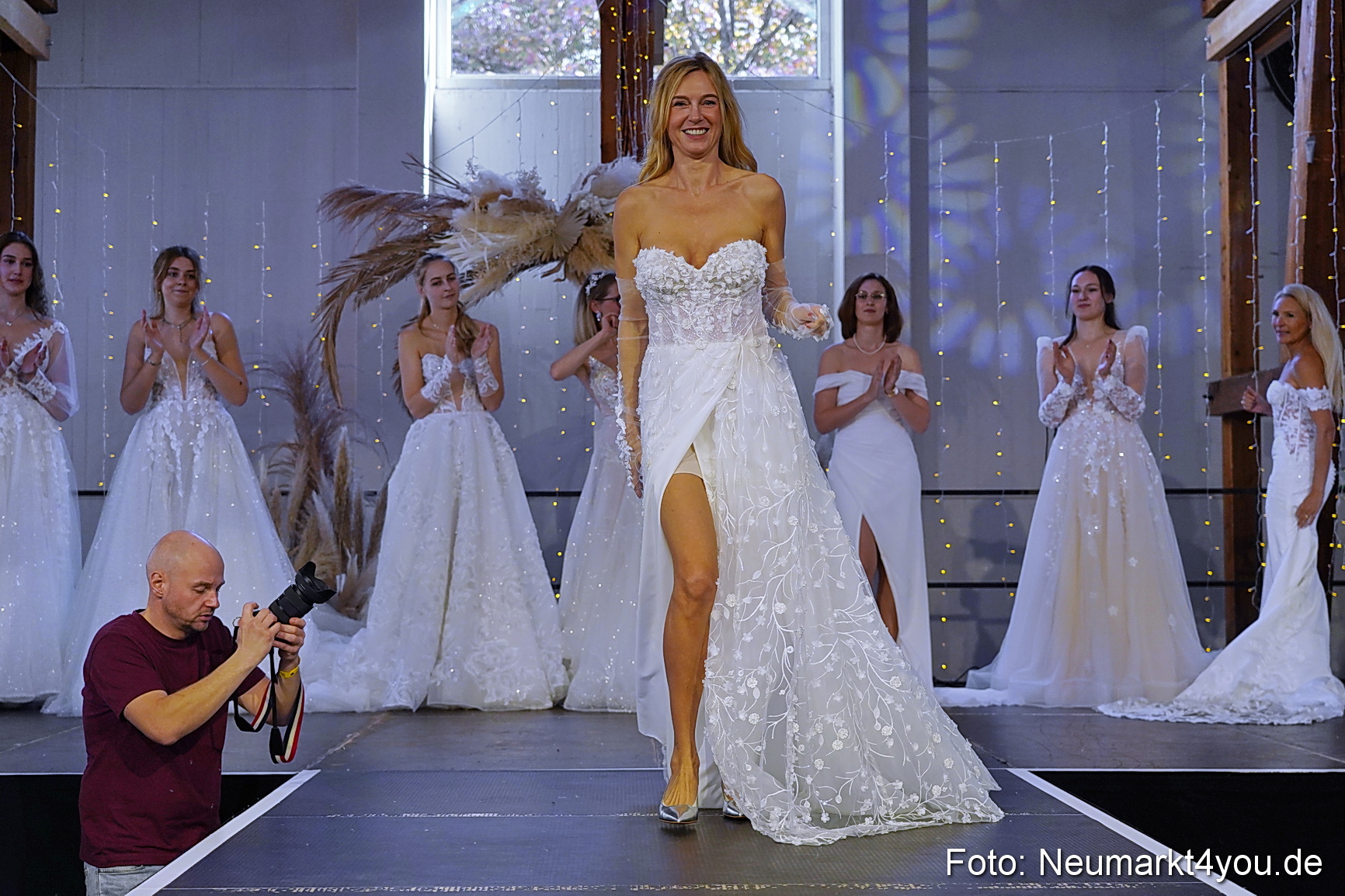 Neumarkt liebt Modenschau 2023 0001