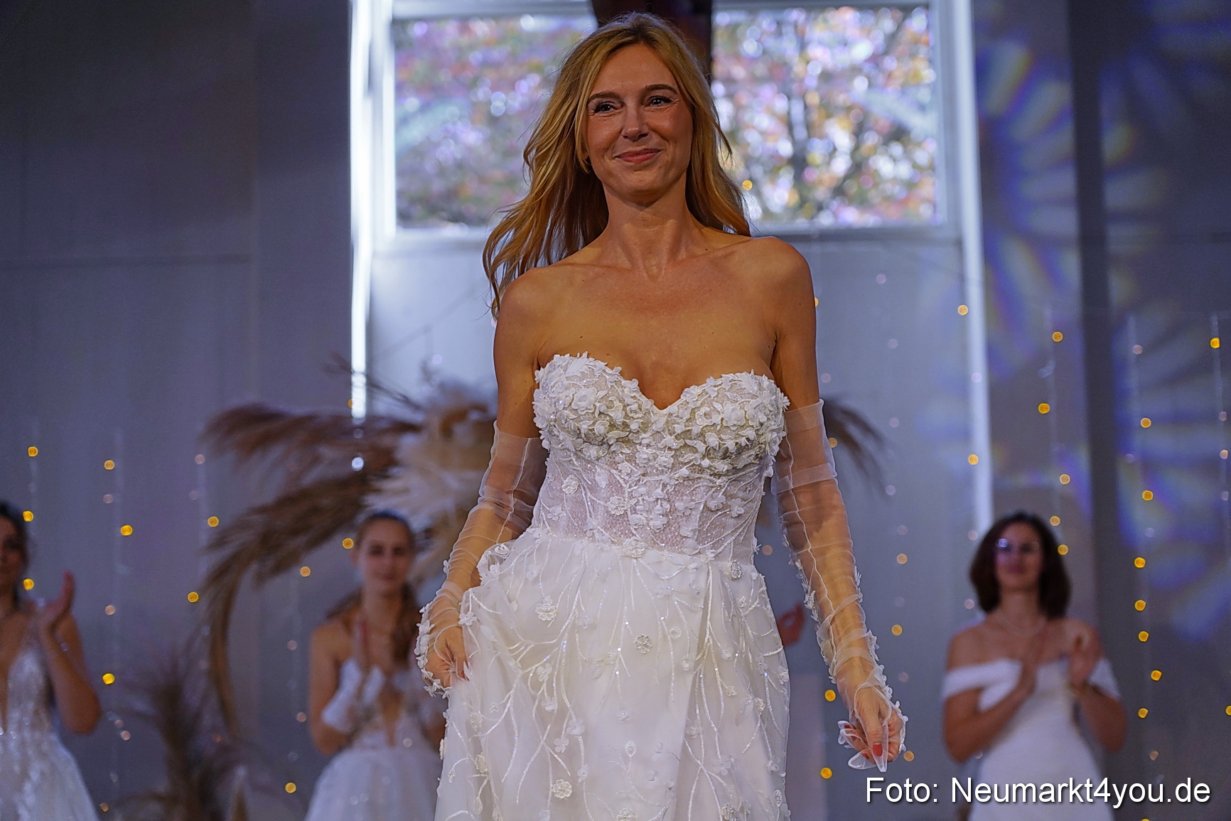 Neumarkt liebt Modenschau 2023 0022