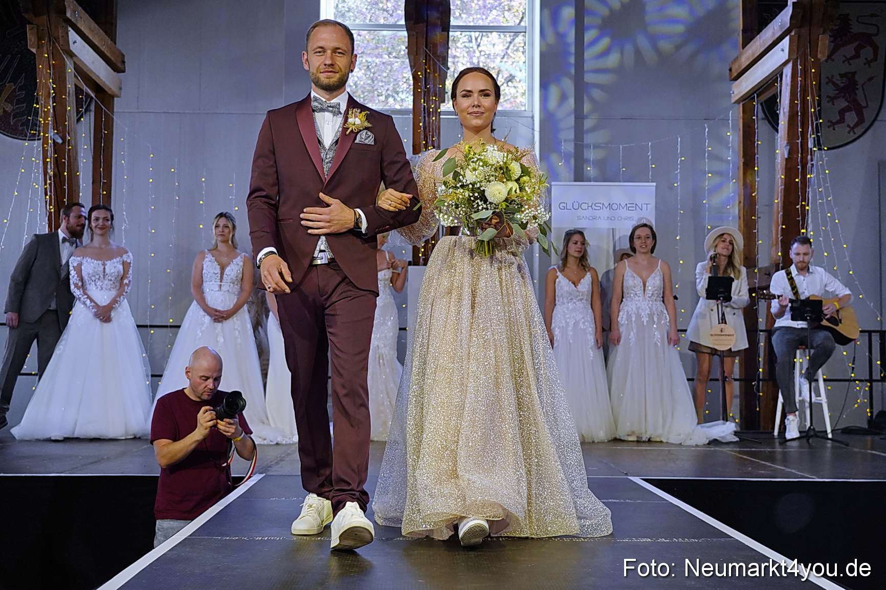 Neumarkt liebt Modenschau 2023 0045