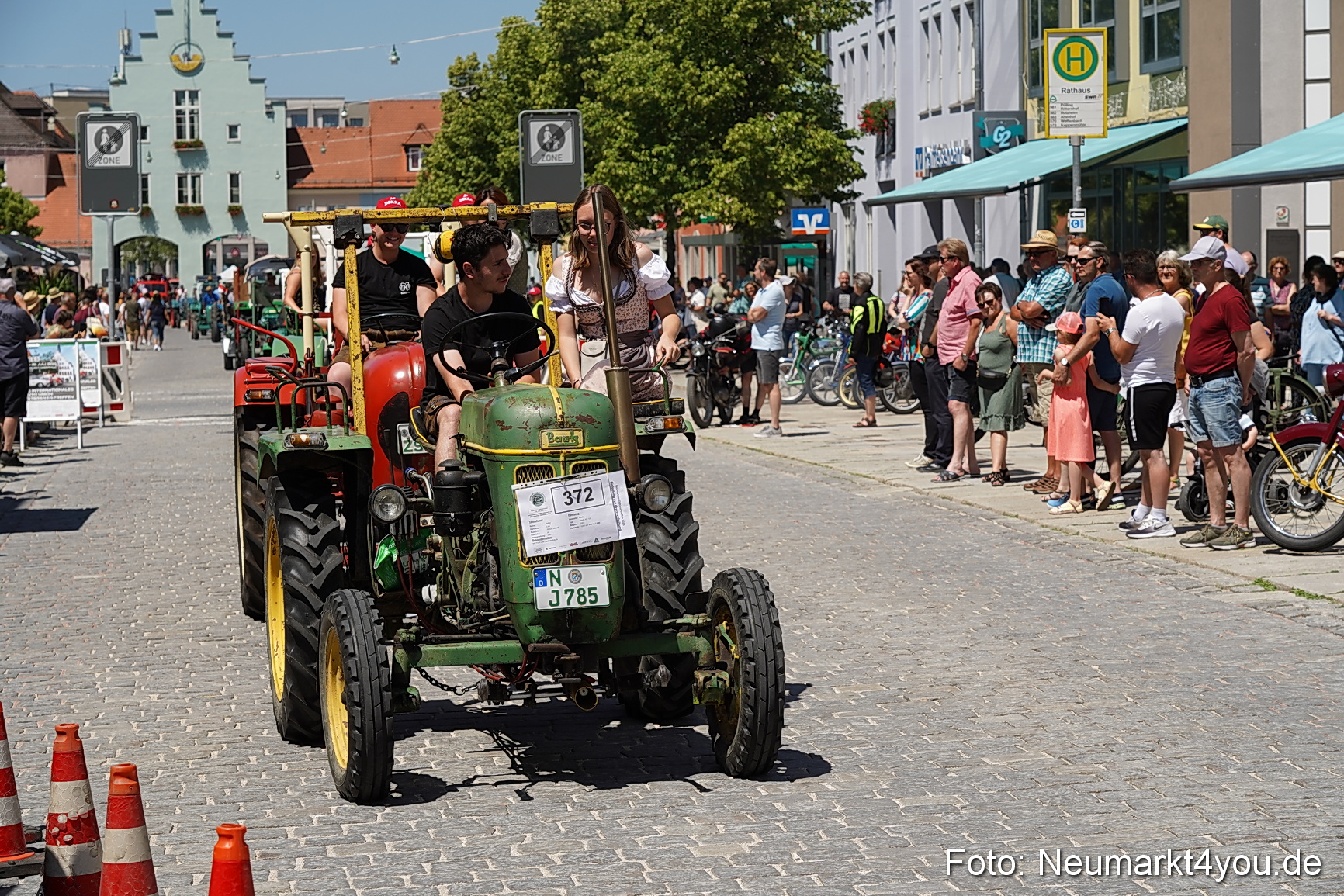 Oldtimertreffen Neumarkt Start der Ausfahrt 2023 0029