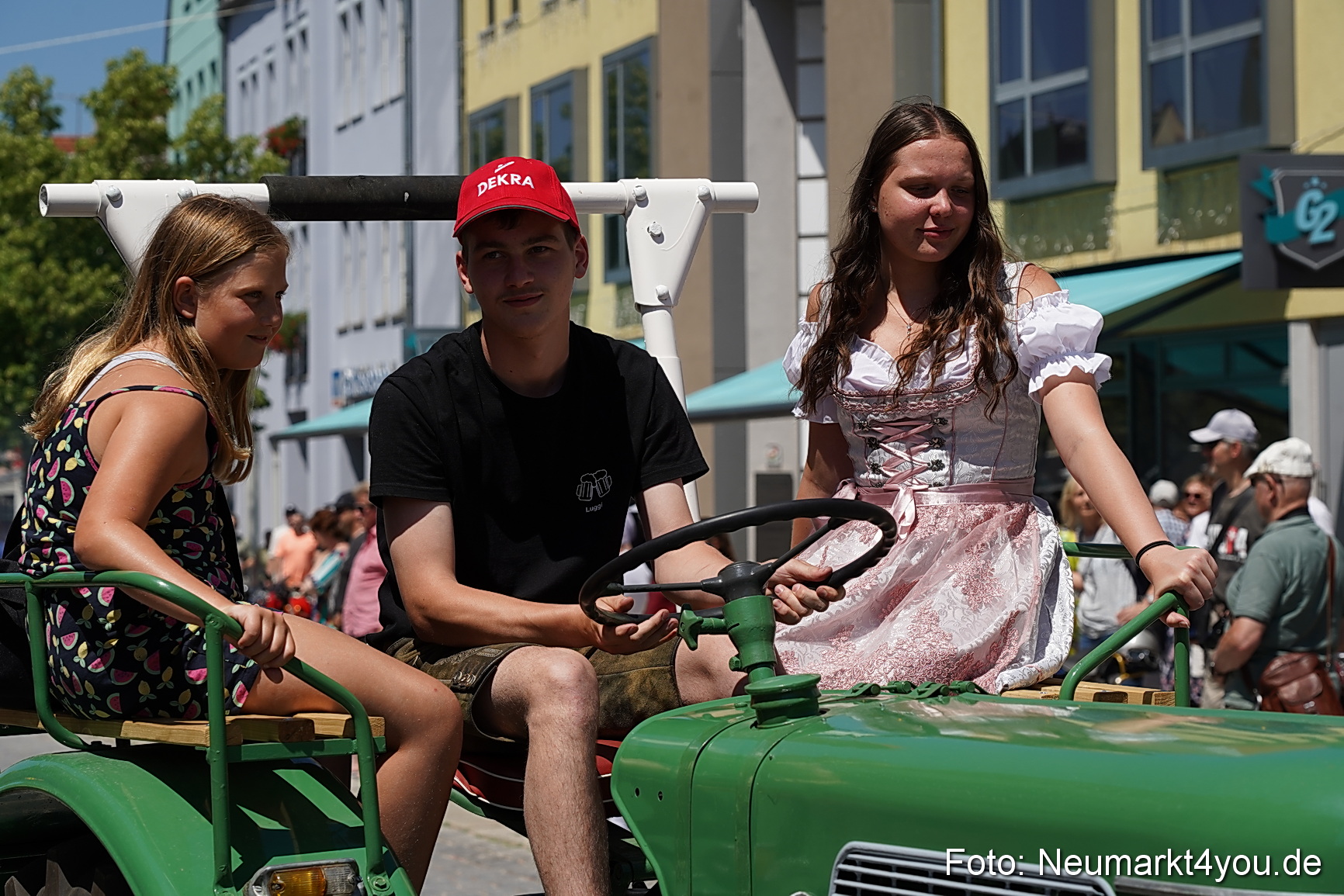 Oldtimertreffen Neumarkt Start der Ausfahrt 2023 0033