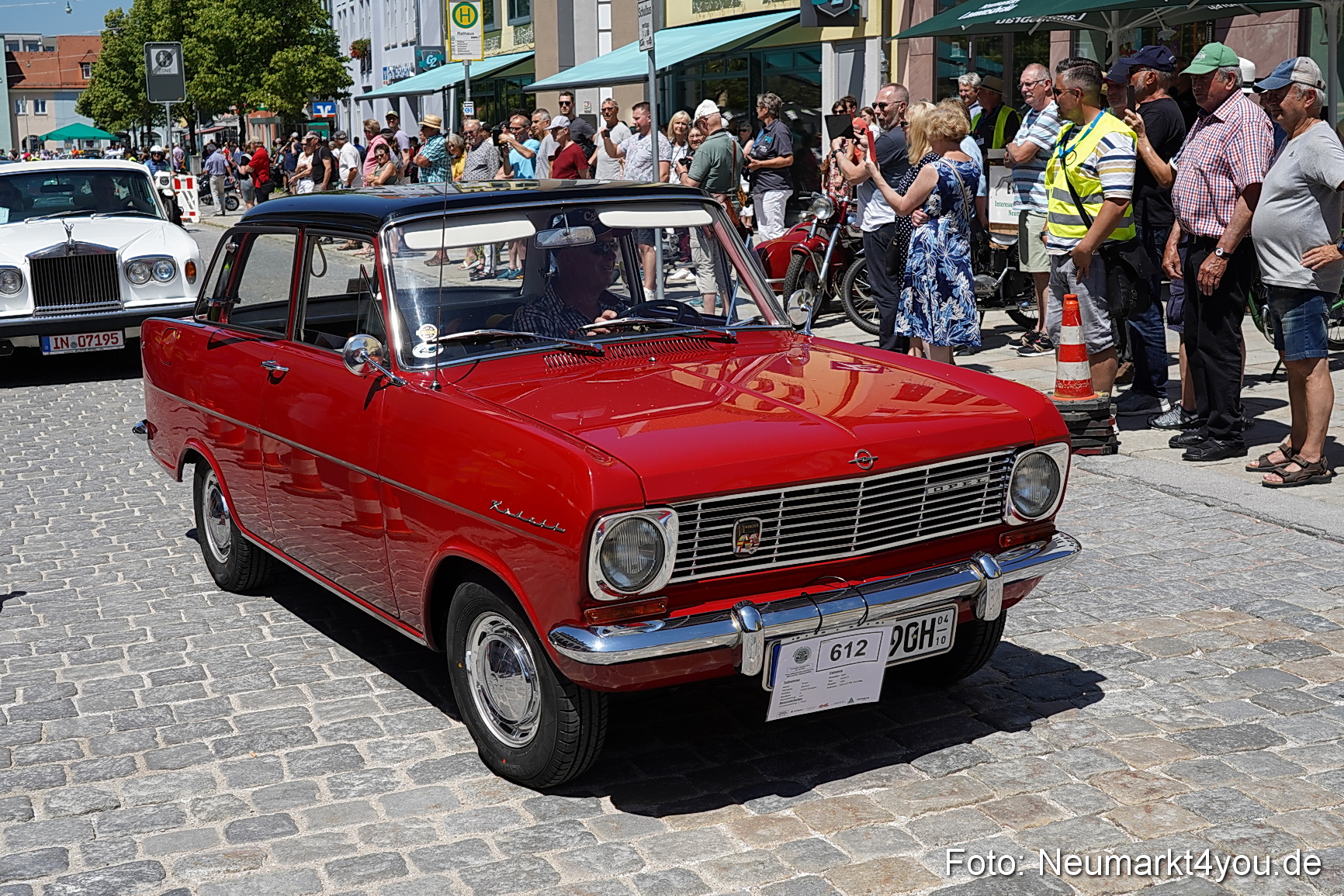 Oldtimertreffen Neumarkt Start der Ausfahrt 2023 0048