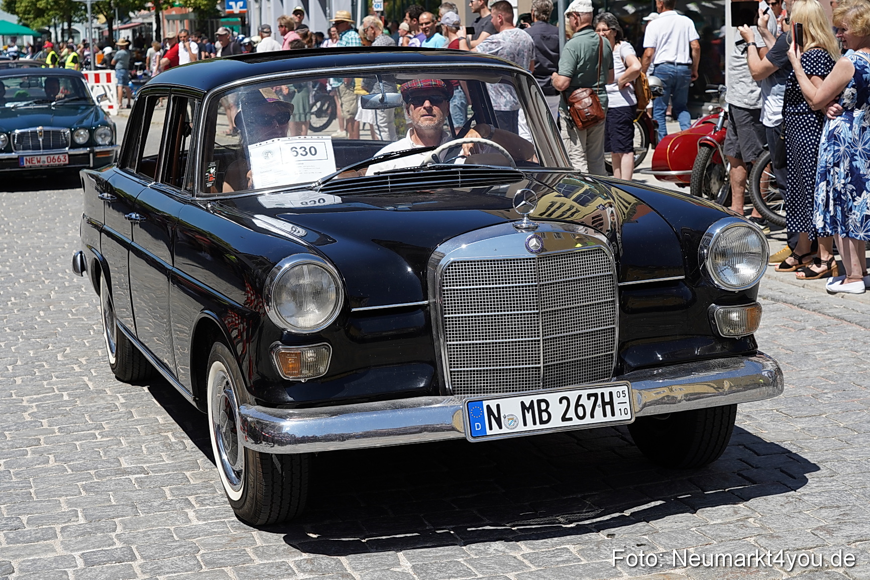 Oldtimertreffen Neumarkt Start der Ausfahrt 2023 0054