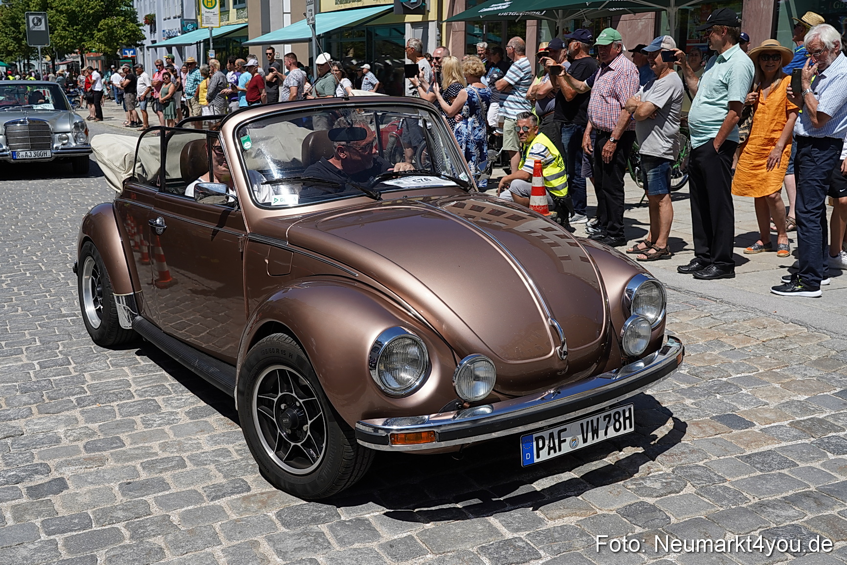 Oldtimertreffen Neumarkt Start der Ausfahrt 2023 0055