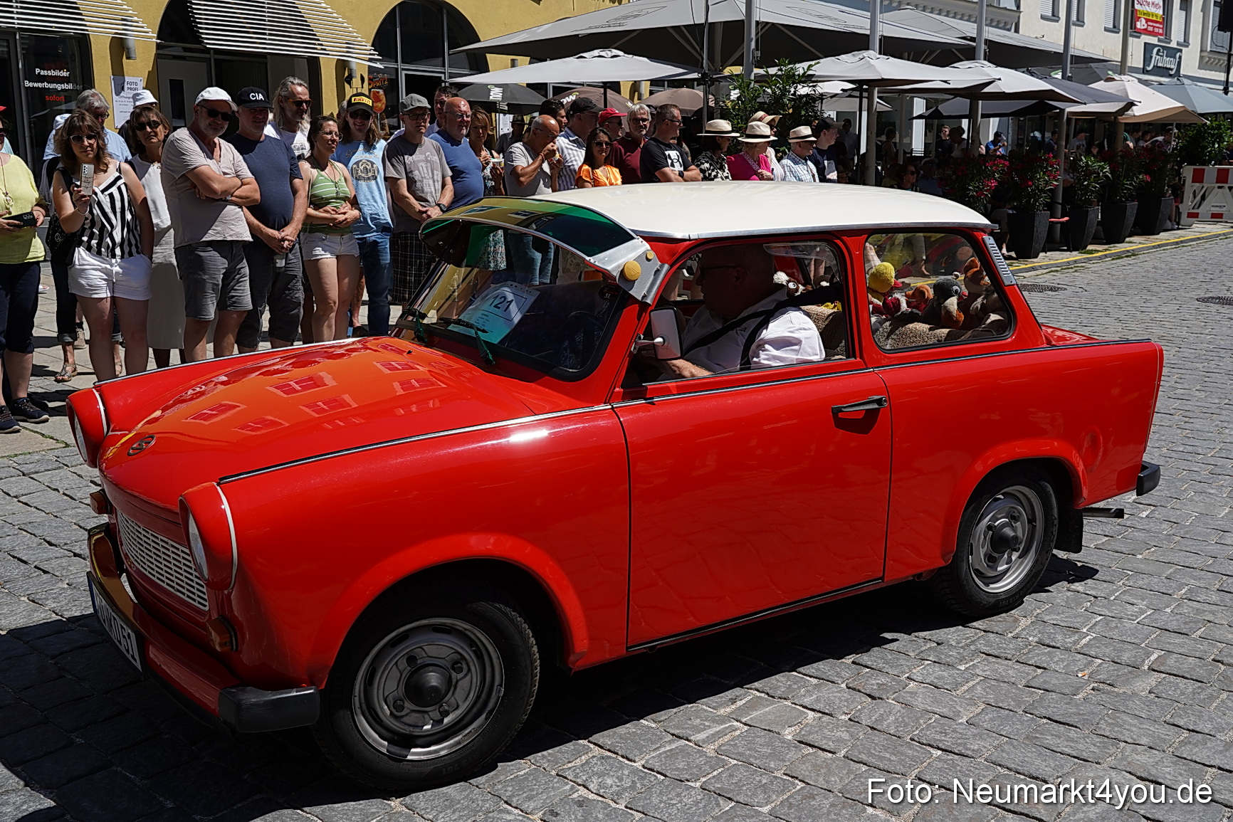 Oldtimertreffen Neumarkt Start der Ausfahrt 2023 0084