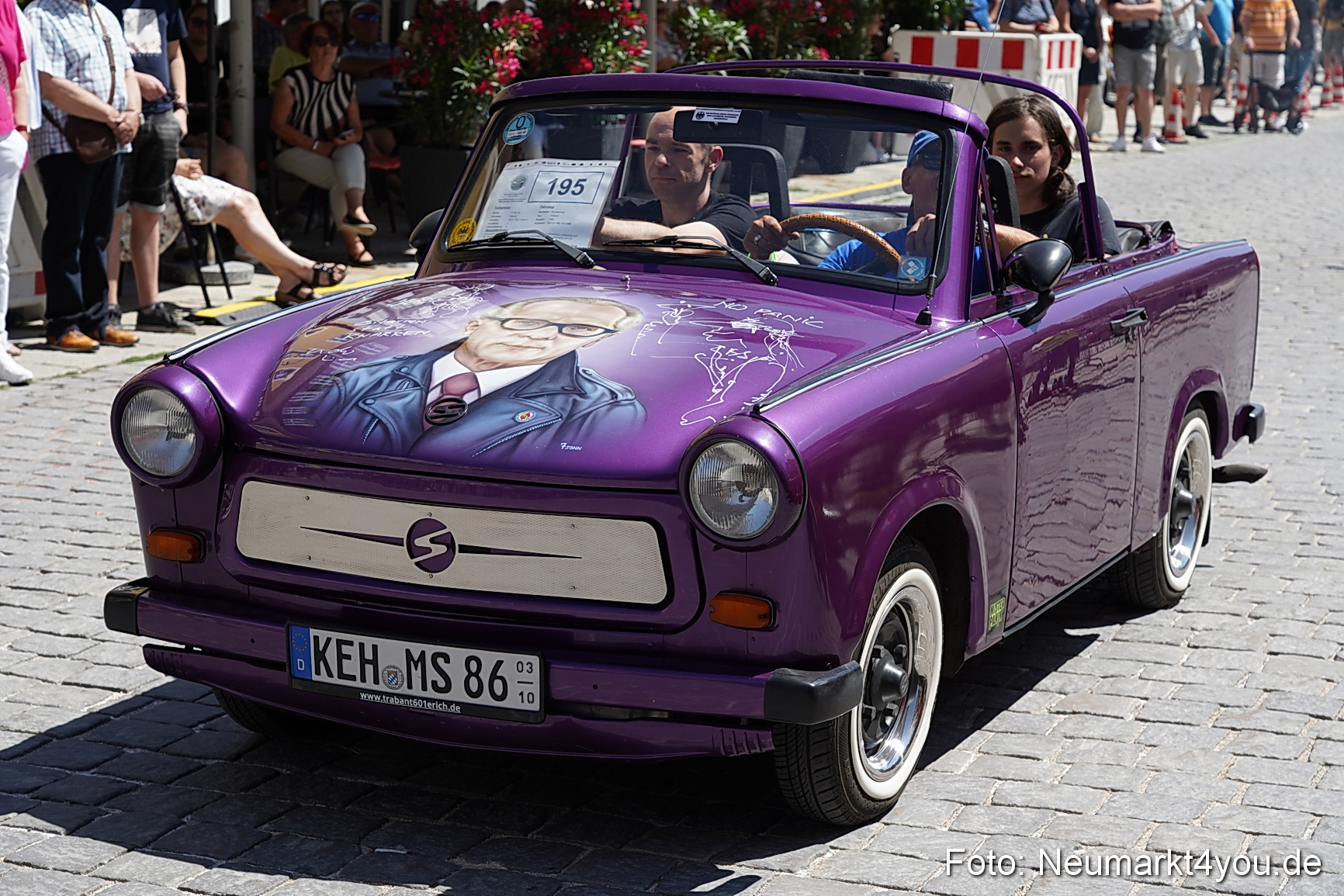 Oldtimertreffen Neumarkt Start der Ausfahrt 2023 0093
