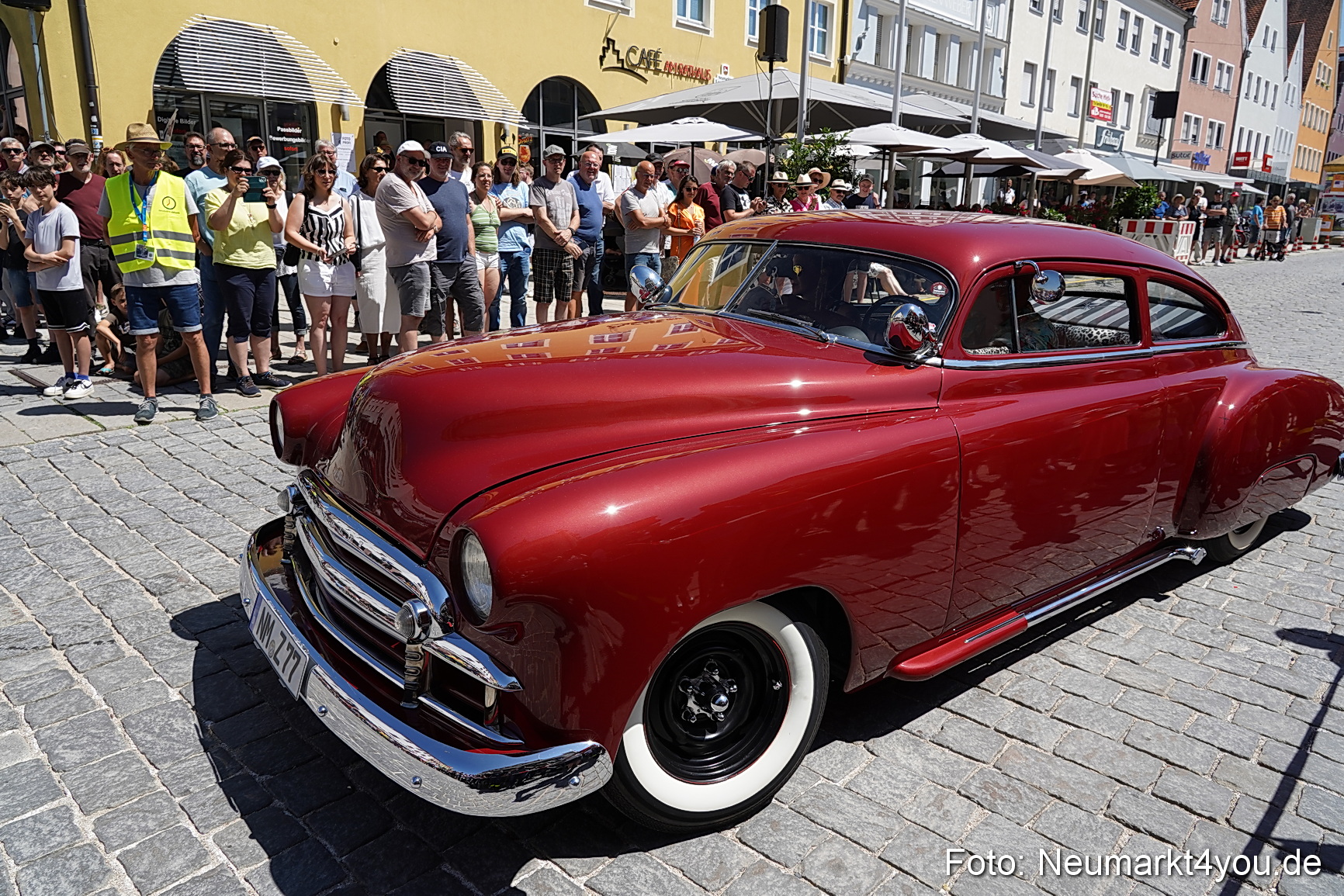 Oldtimertreffen Neumarkt Start der Ausfahrt 2023 0100