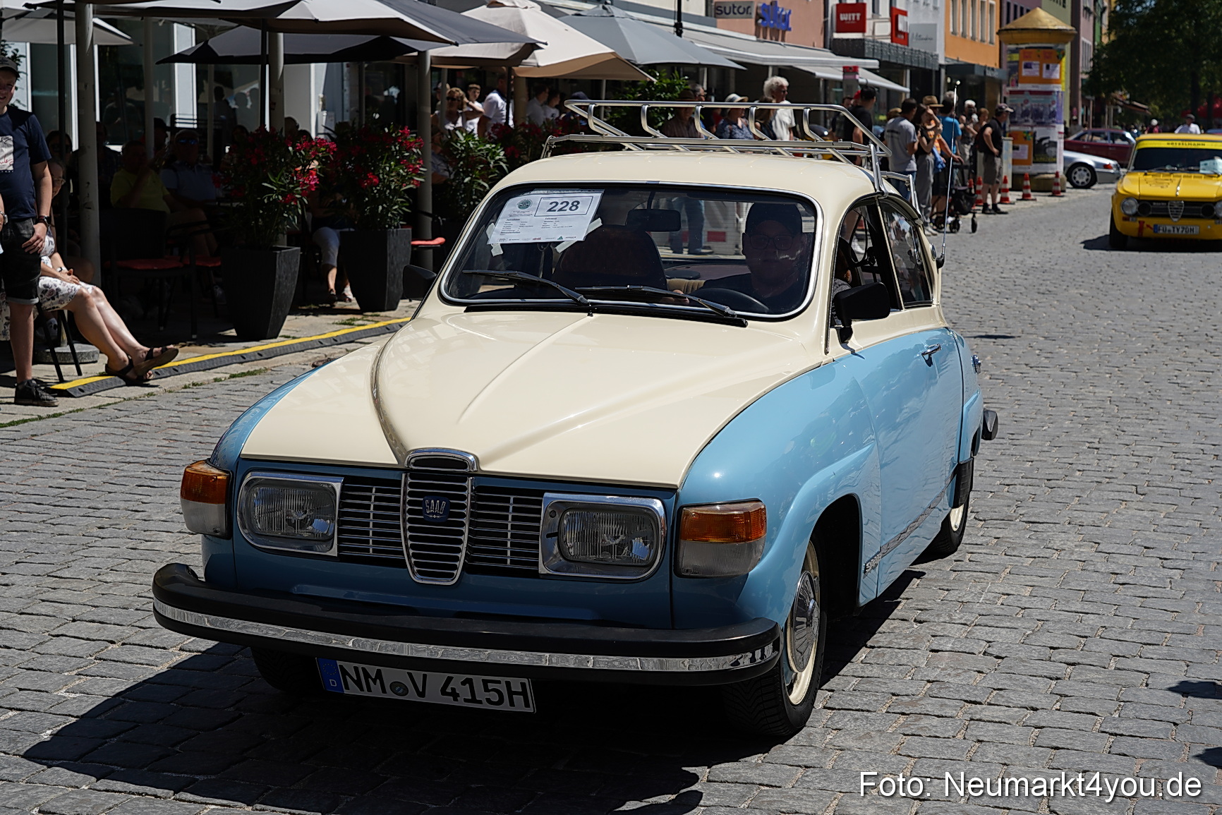 Oldtimertreffen Neumarkt Start der Ausfahrt 2023 0108