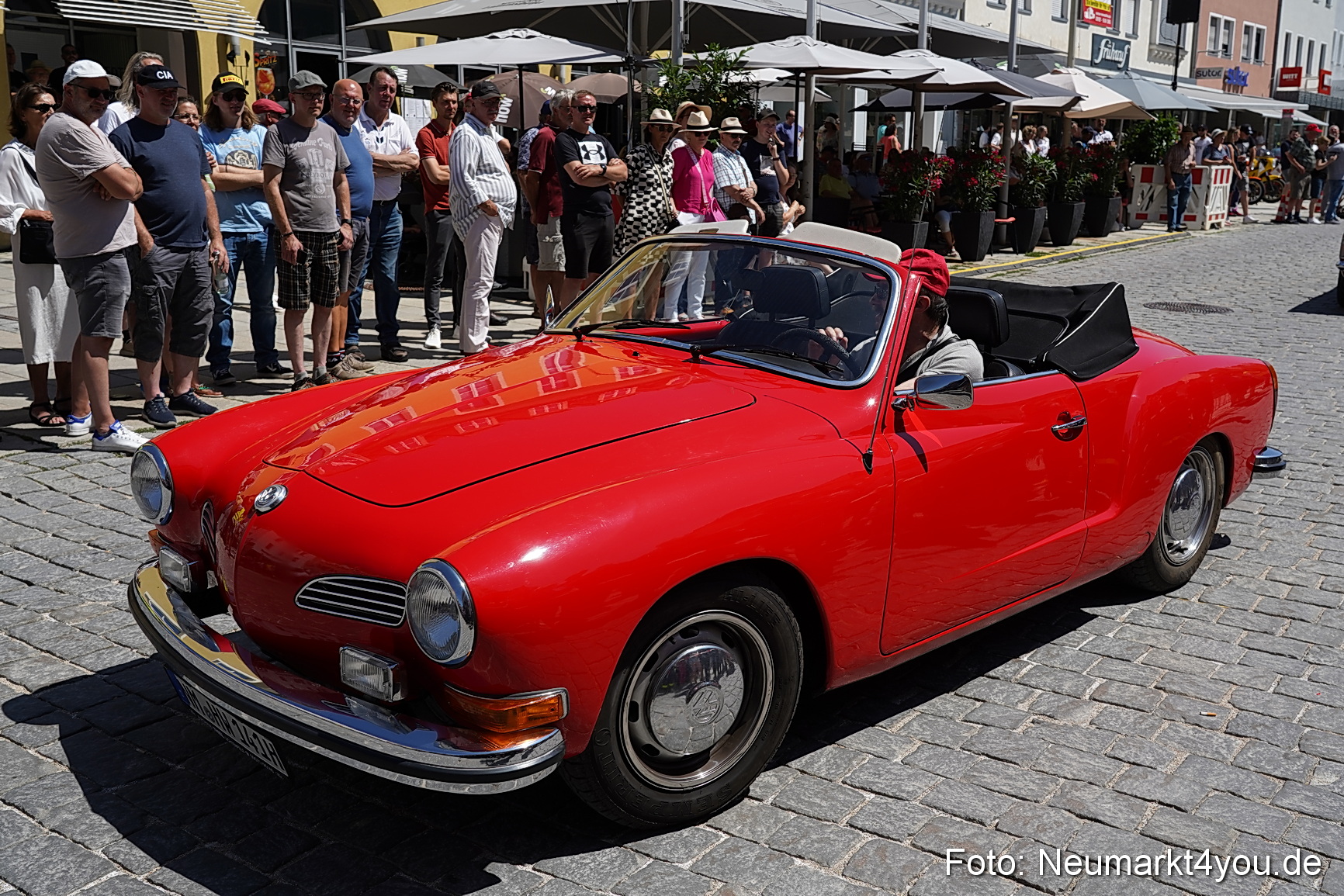 Oldtimertreffen Neumarkt Start der Ausfahrt 2023 0111