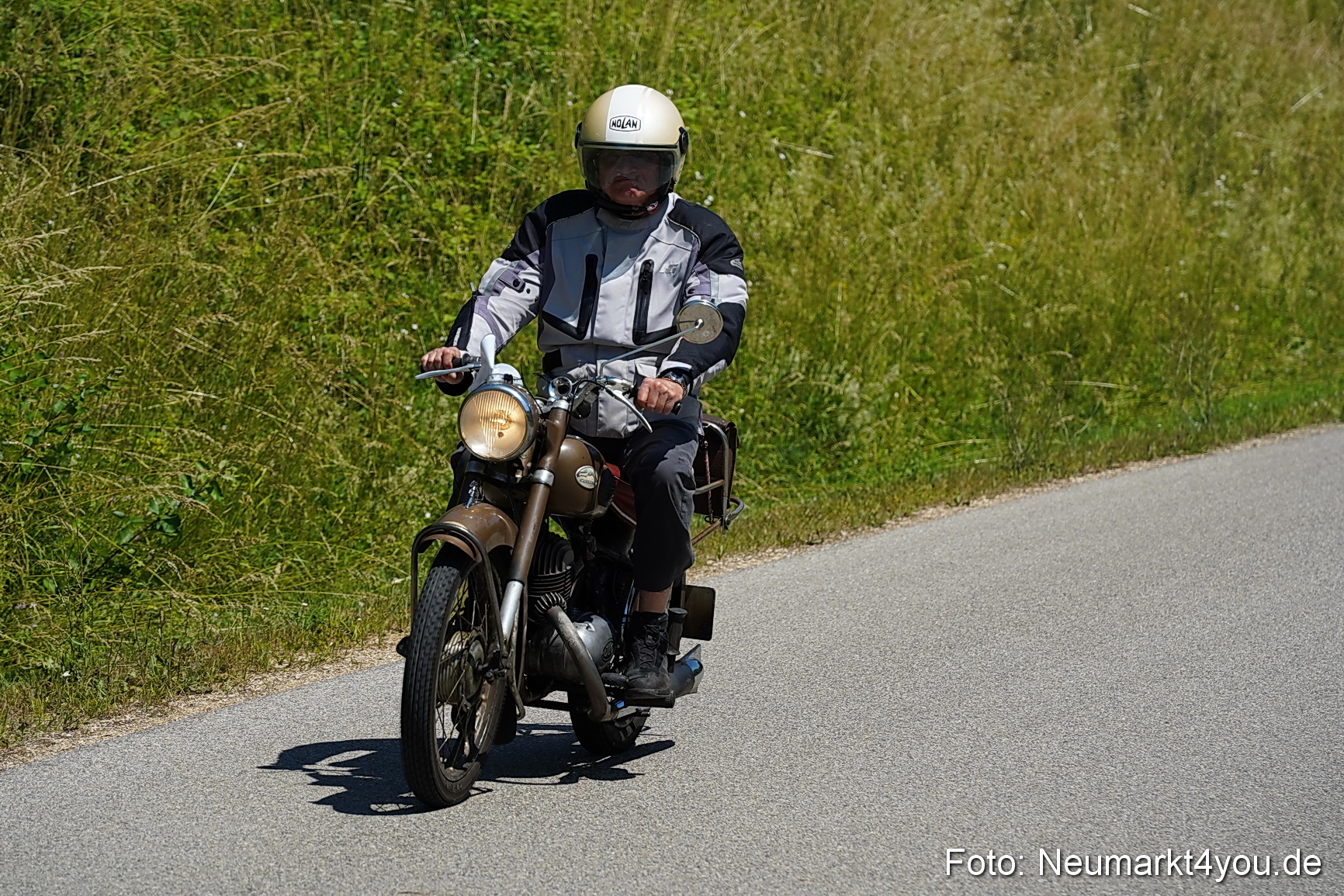 Oldtimertreffen Neumarkt Ausfahrt 2023 0011