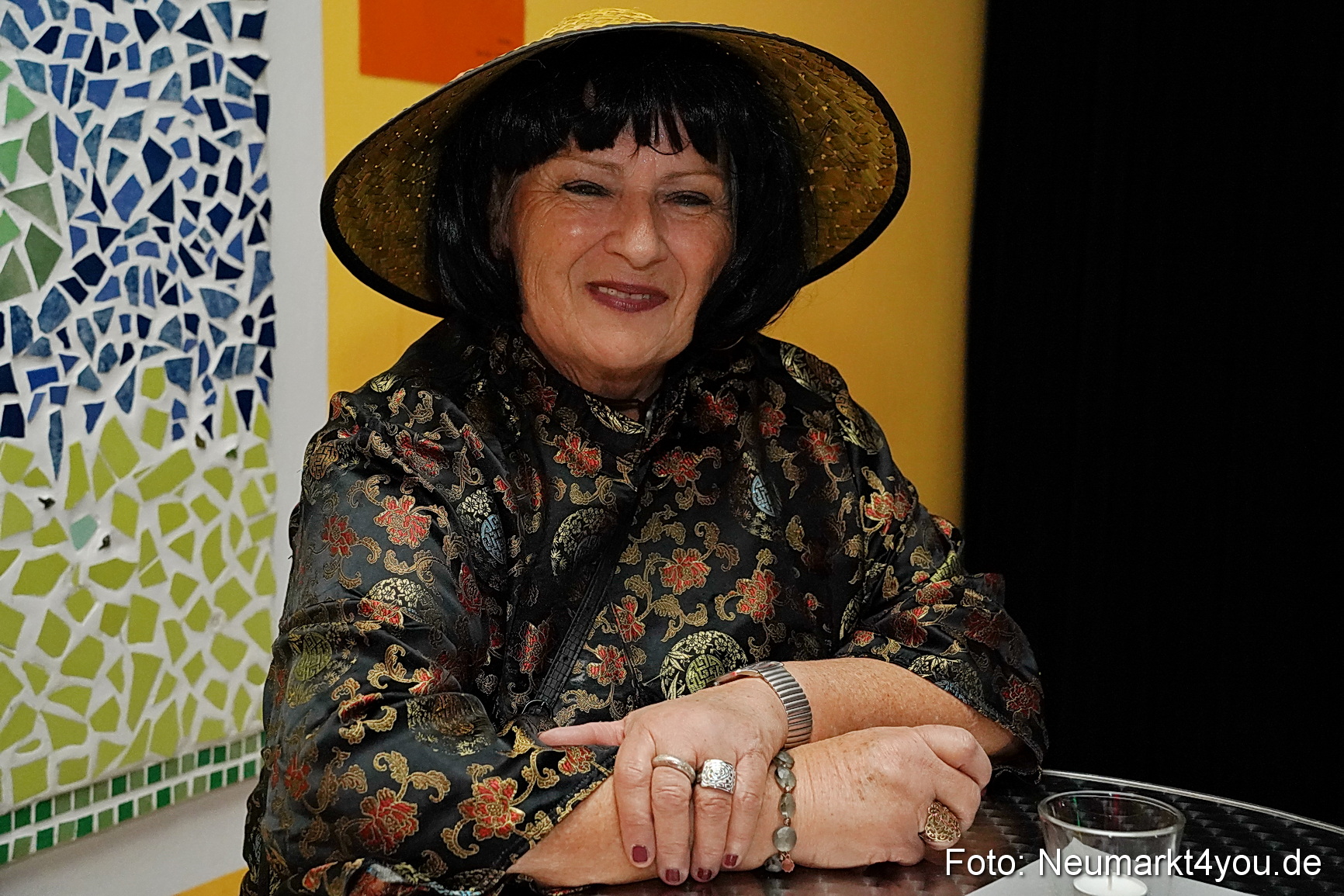 Weiberfasching Neumarkt 2023 0006