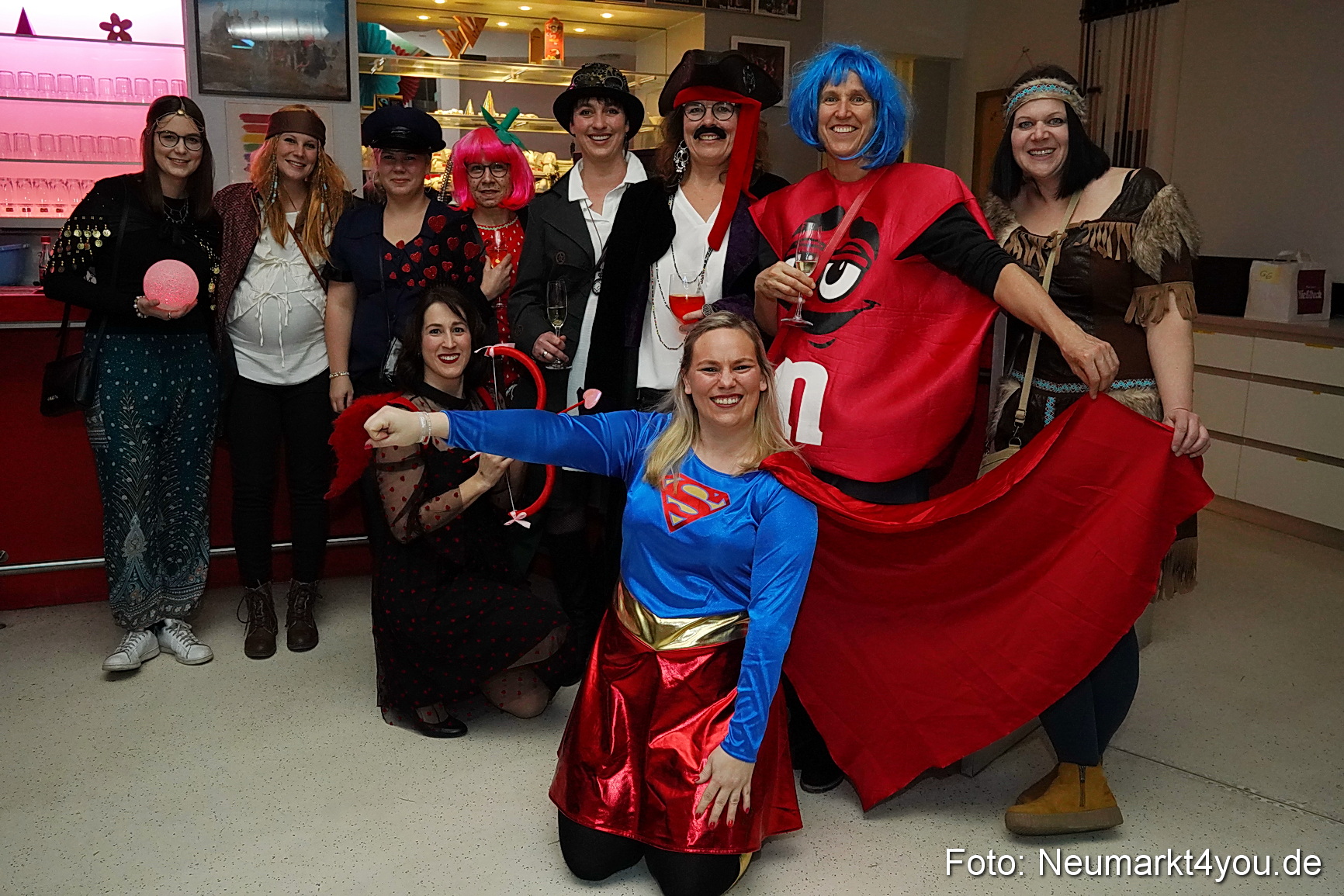 Weiberfasching Neumarkt 2023 0018