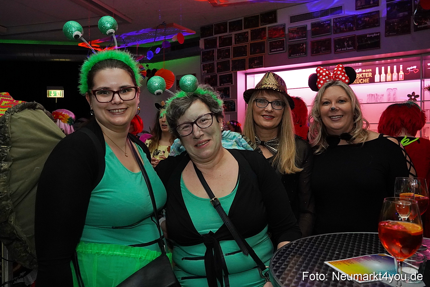 Weiberfasching Neumarkt 2023 0023