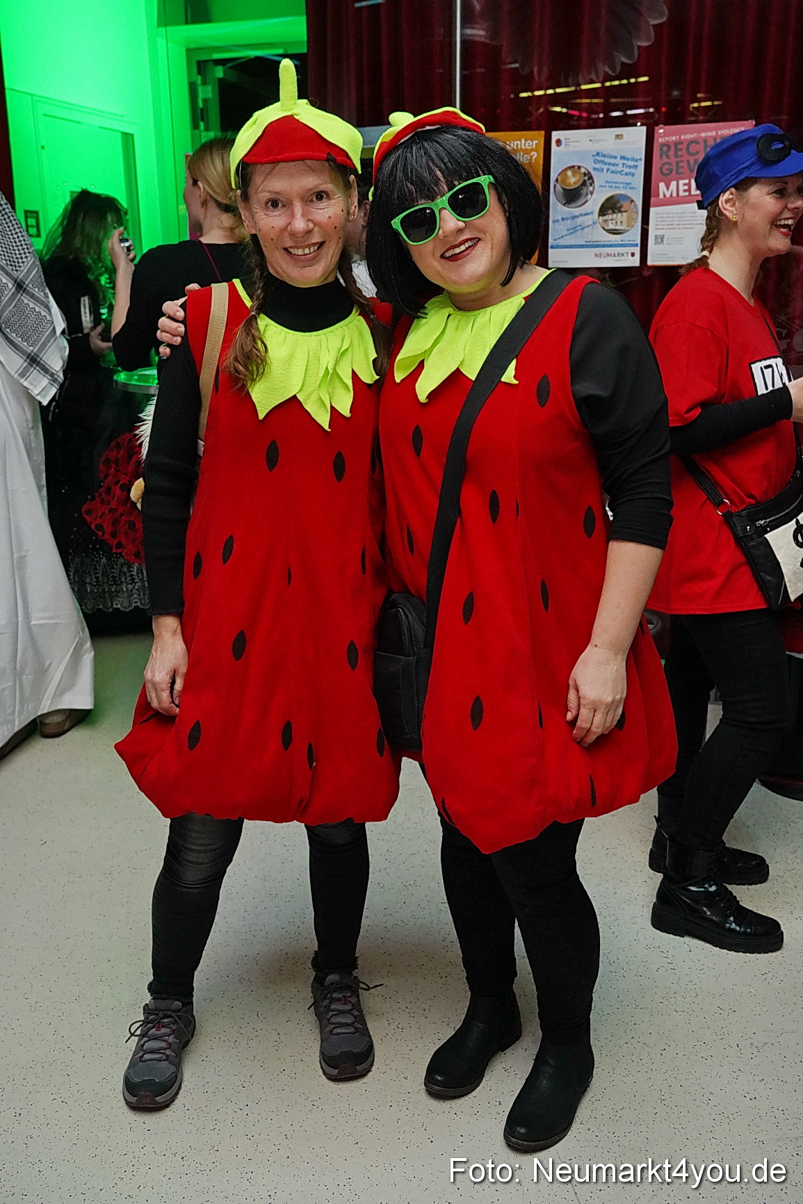 Weiberfasching Neumarkt 2023 0030
