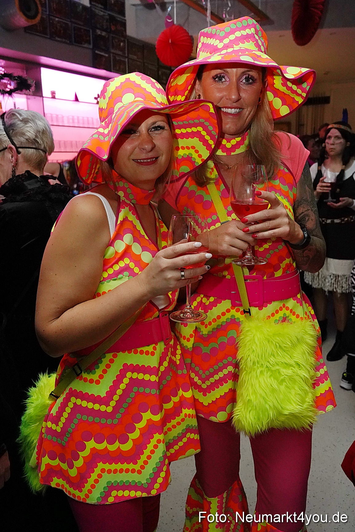 Weiberfasching Neumarkt 2023 0033