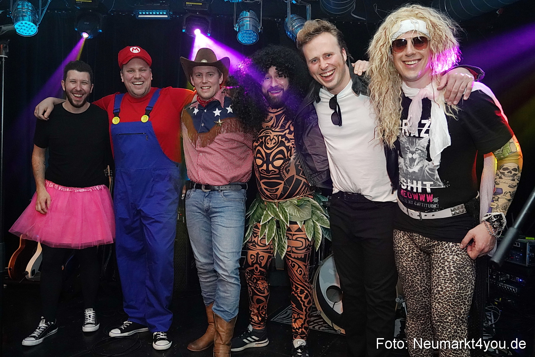 Weiberfasching Neumarkt 2023 0038