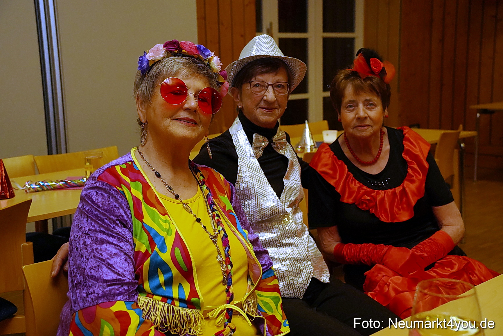 Weiberfasching Neumarkt 2023 0068