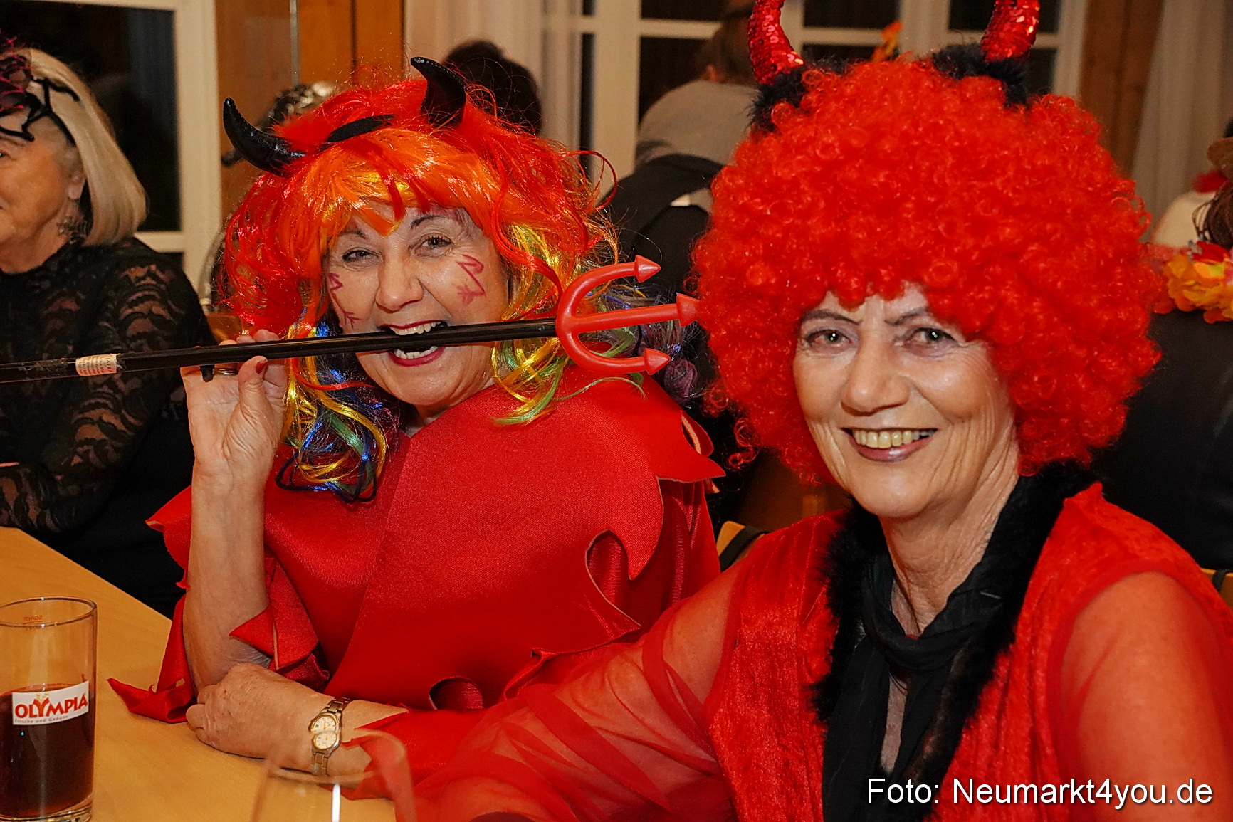 Weiberfasching Neumarkt 2023 0072