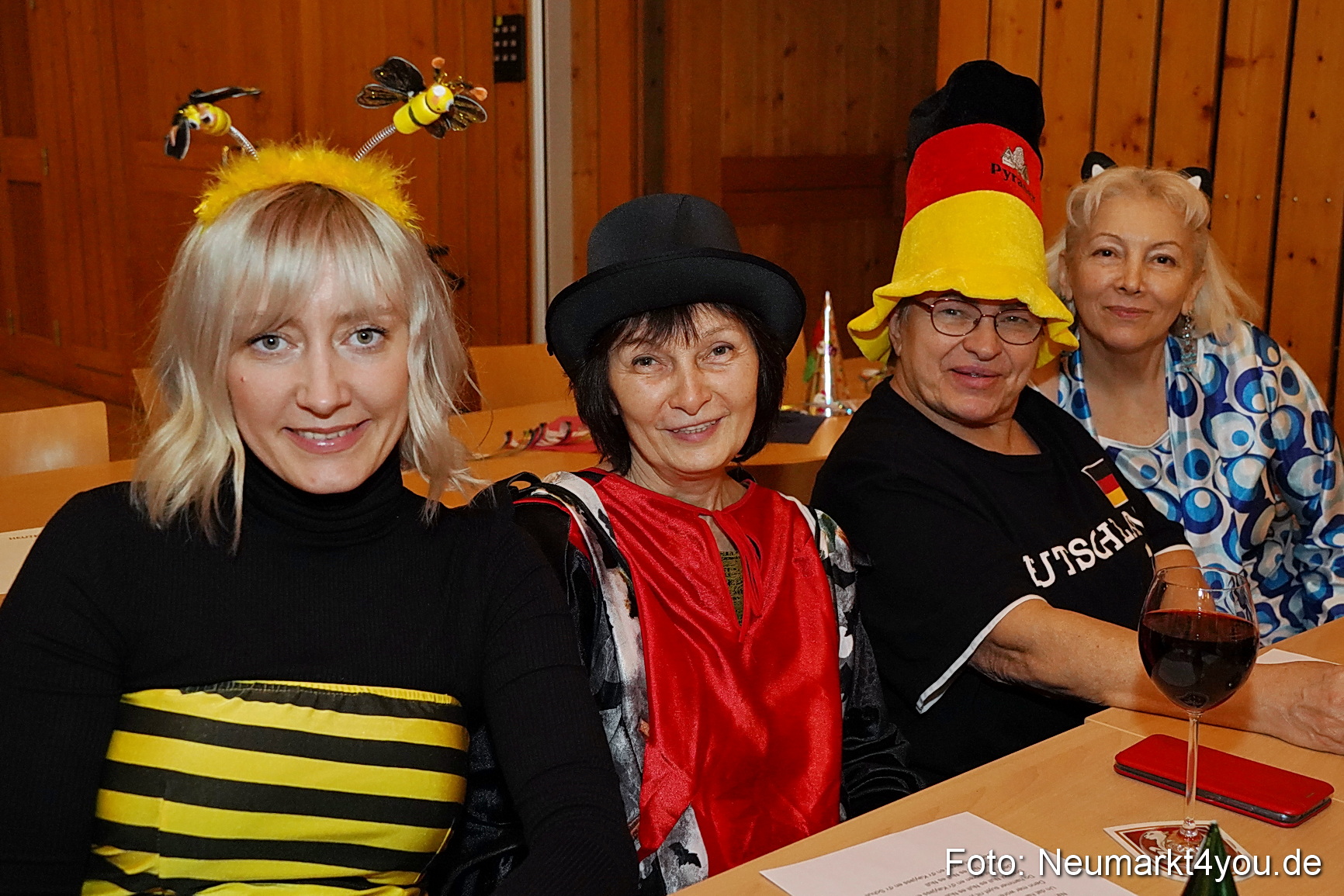 Weiberfasching Neumarkt 2023 0078