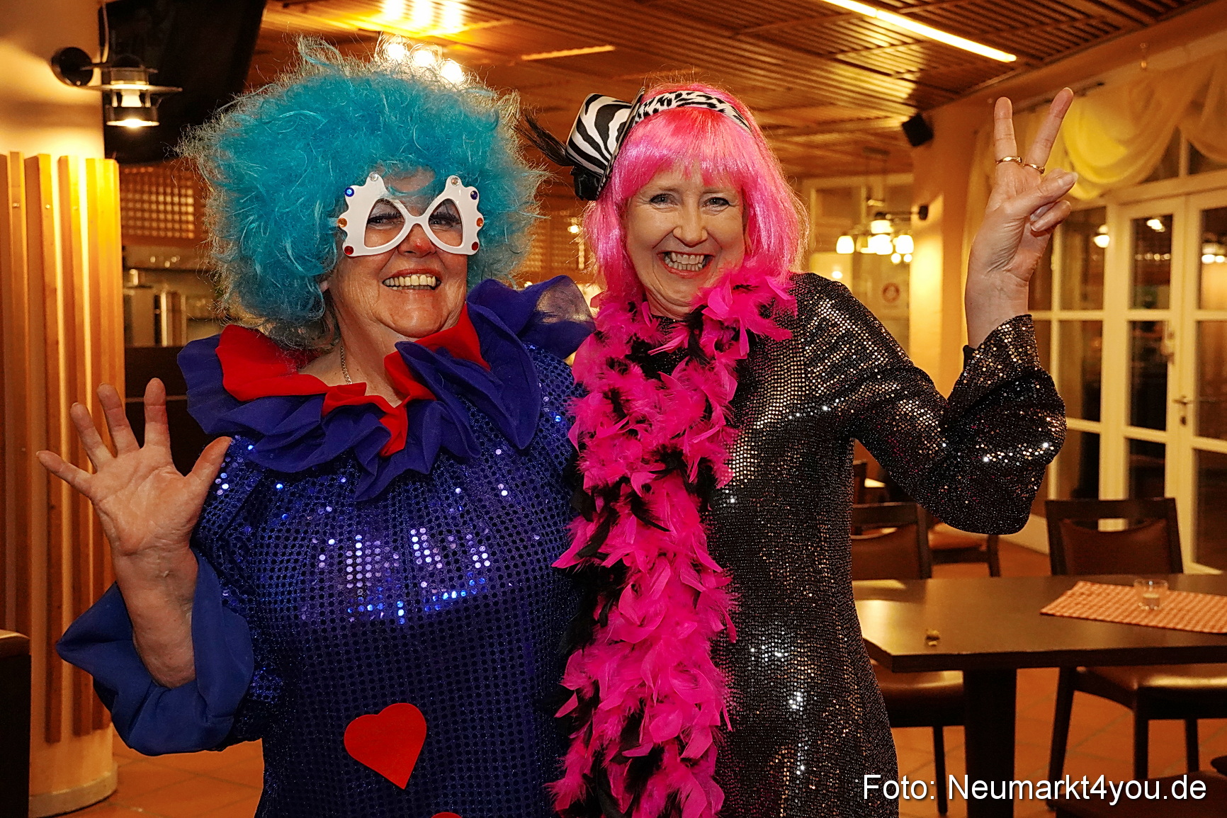 Weiberfasching Neumarkt 2023 0087