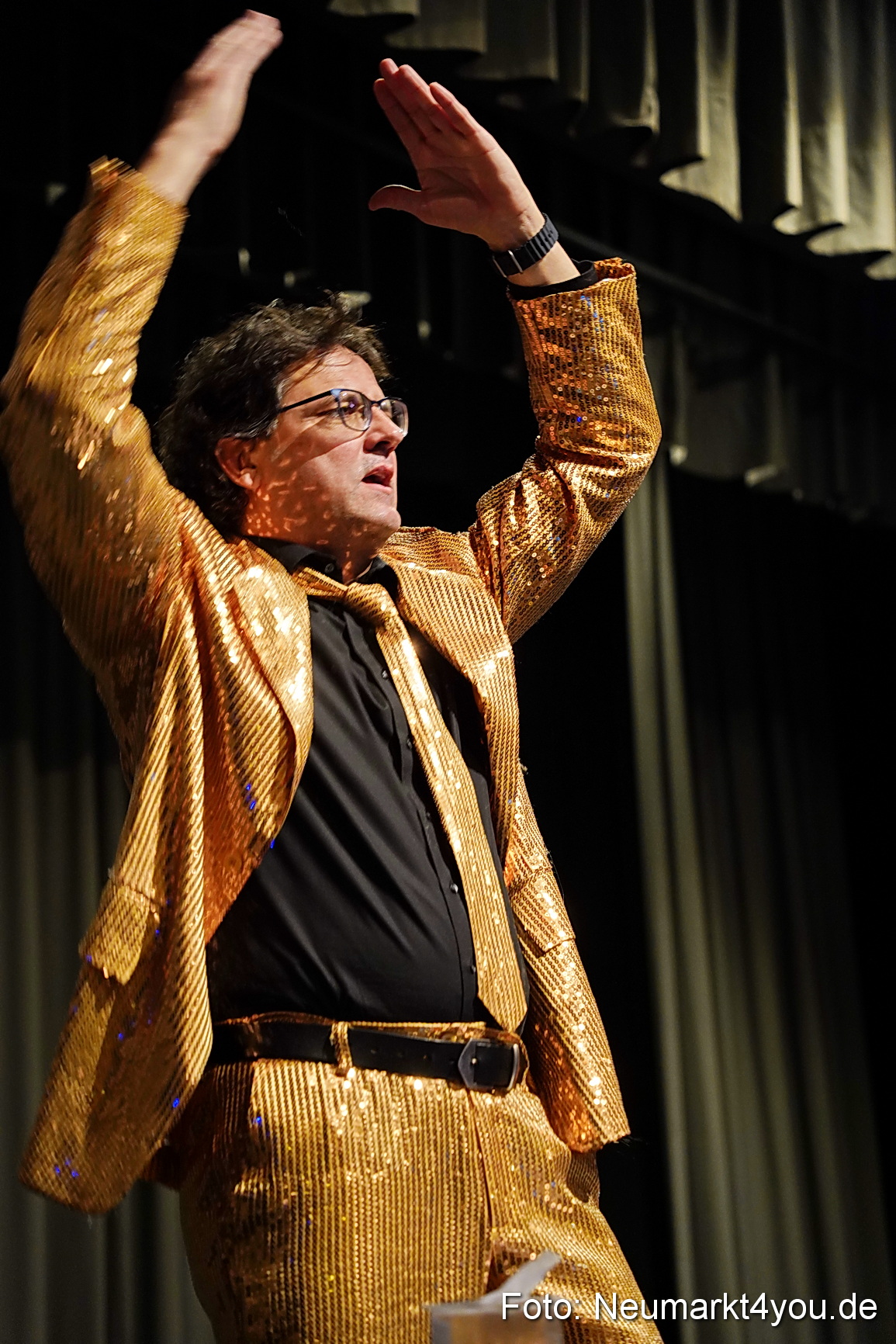 Weiberfasching Neumarkt 2023 0105