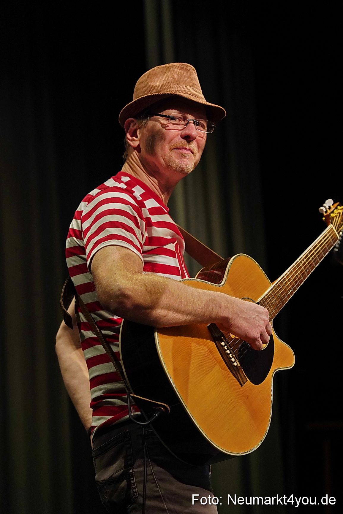 Weiberfasching Neumarkt 2023 0121