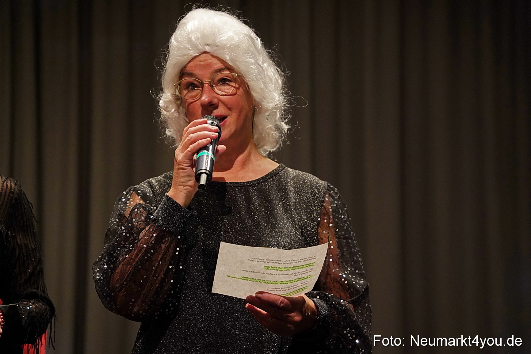 Weiberfasching Neumarkt 2023 0123