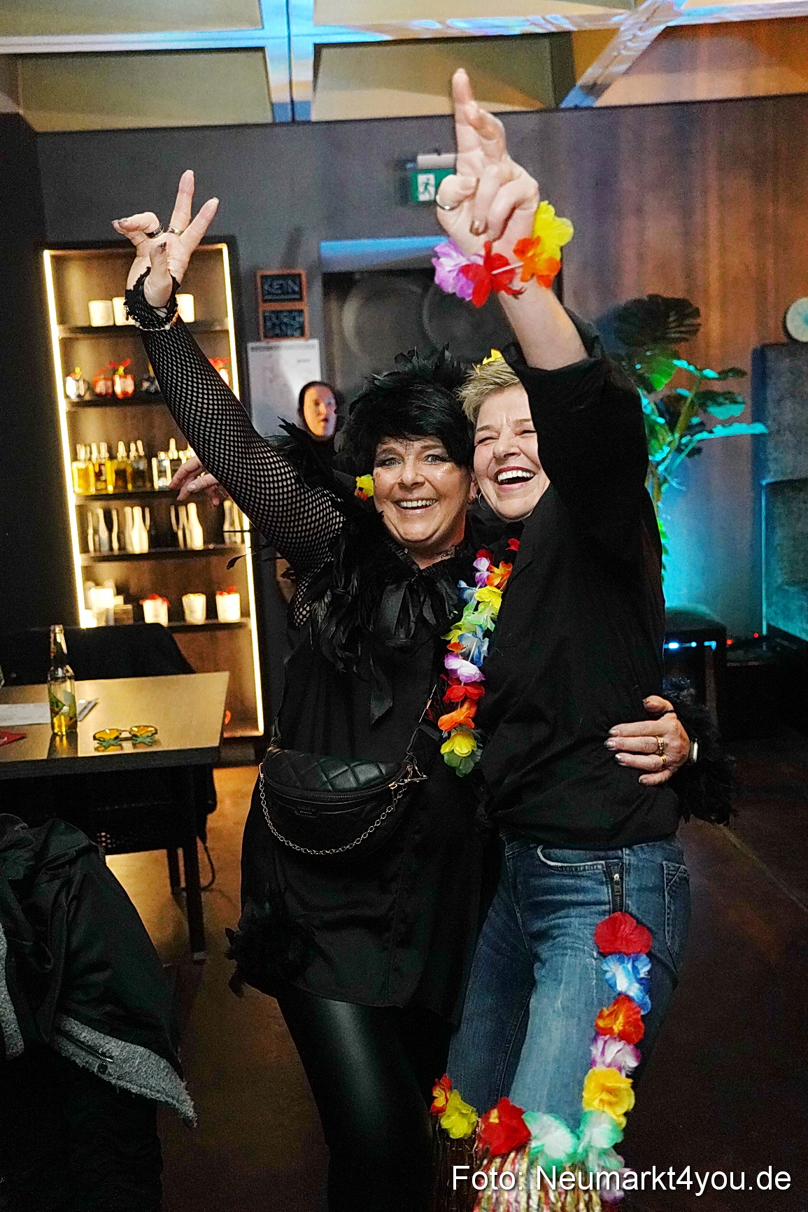 Weiberfasching Neumarkt 2023 0145