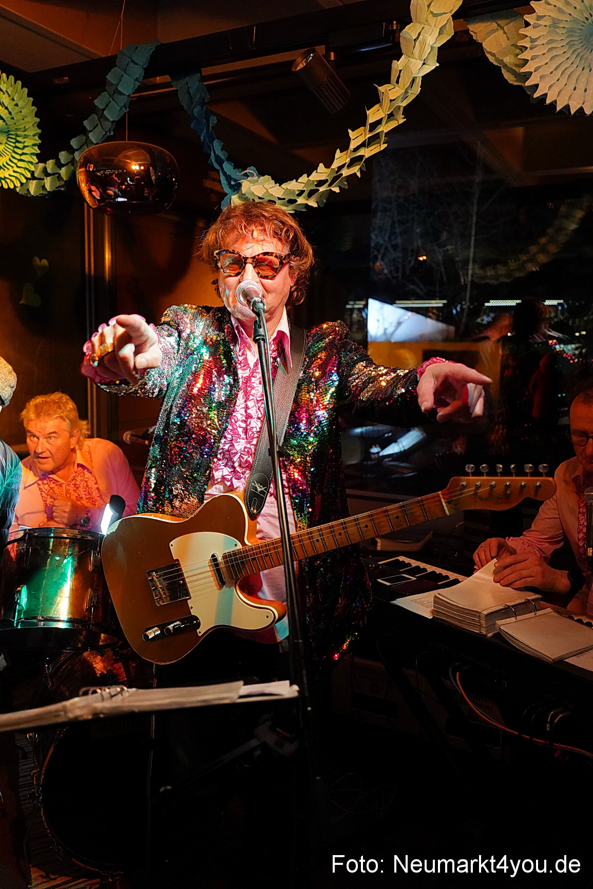 Weiberfasching Neumarkt 2023 0151